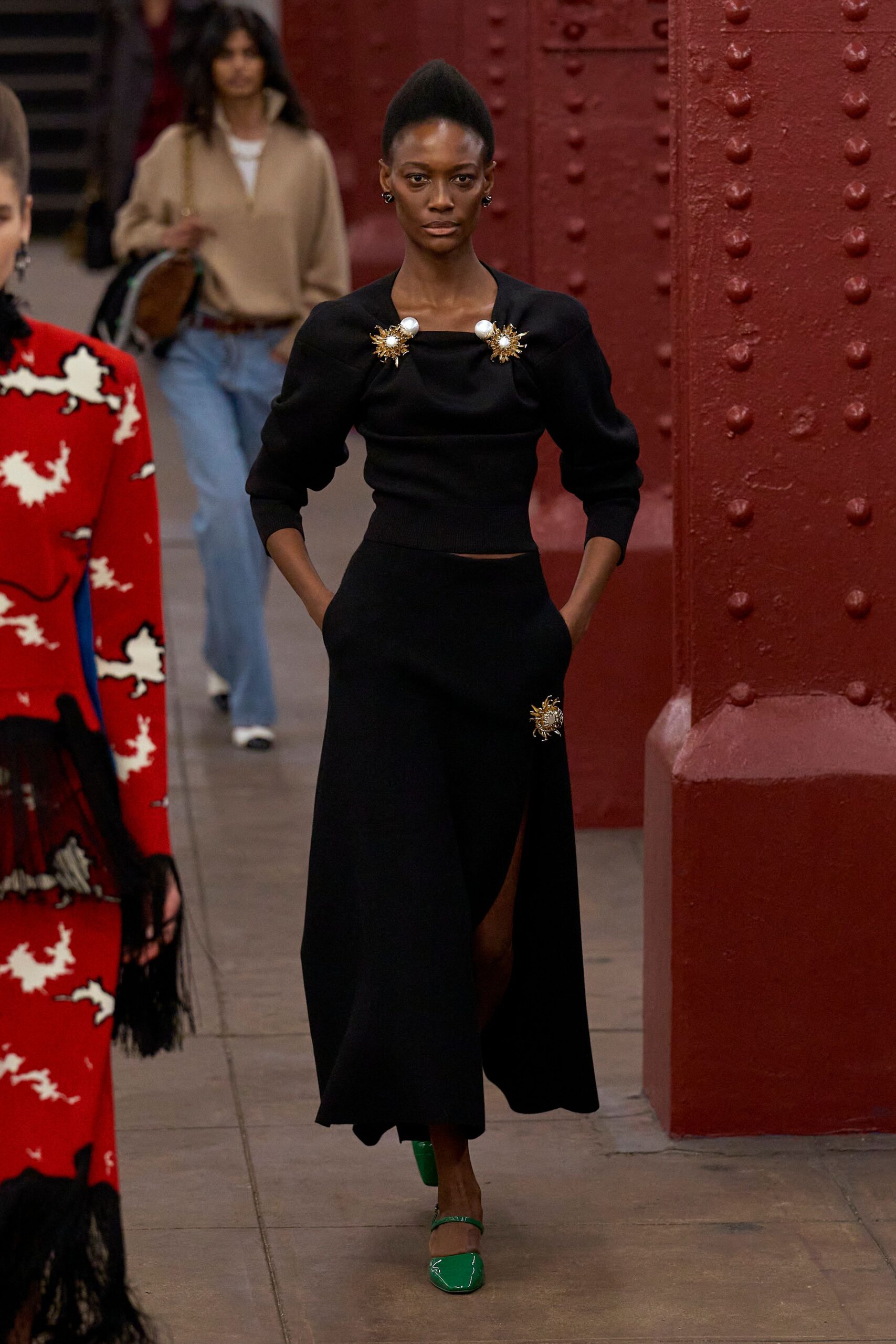 black wool slit fitted high-waisted midi skirt