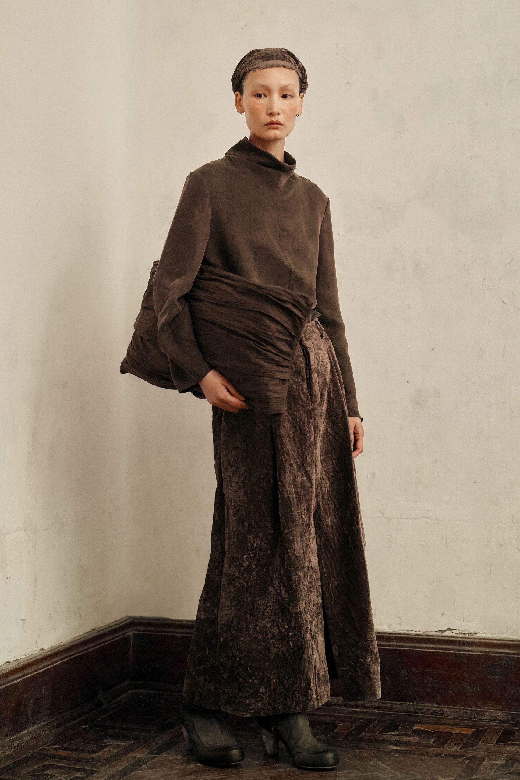 brown cotton long-sleeve high-neck relaxed pleated top