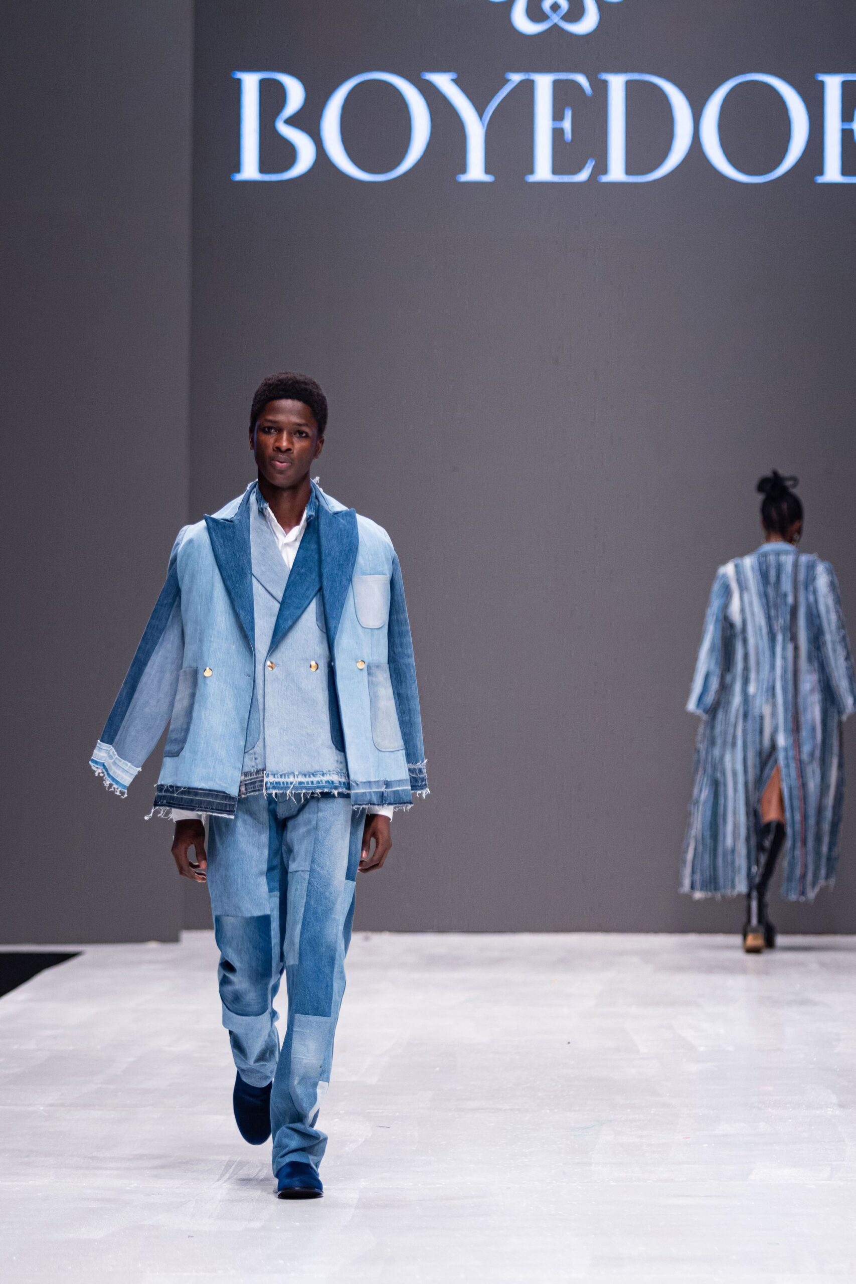blue denim long-sleeve collared structured fringed blazer