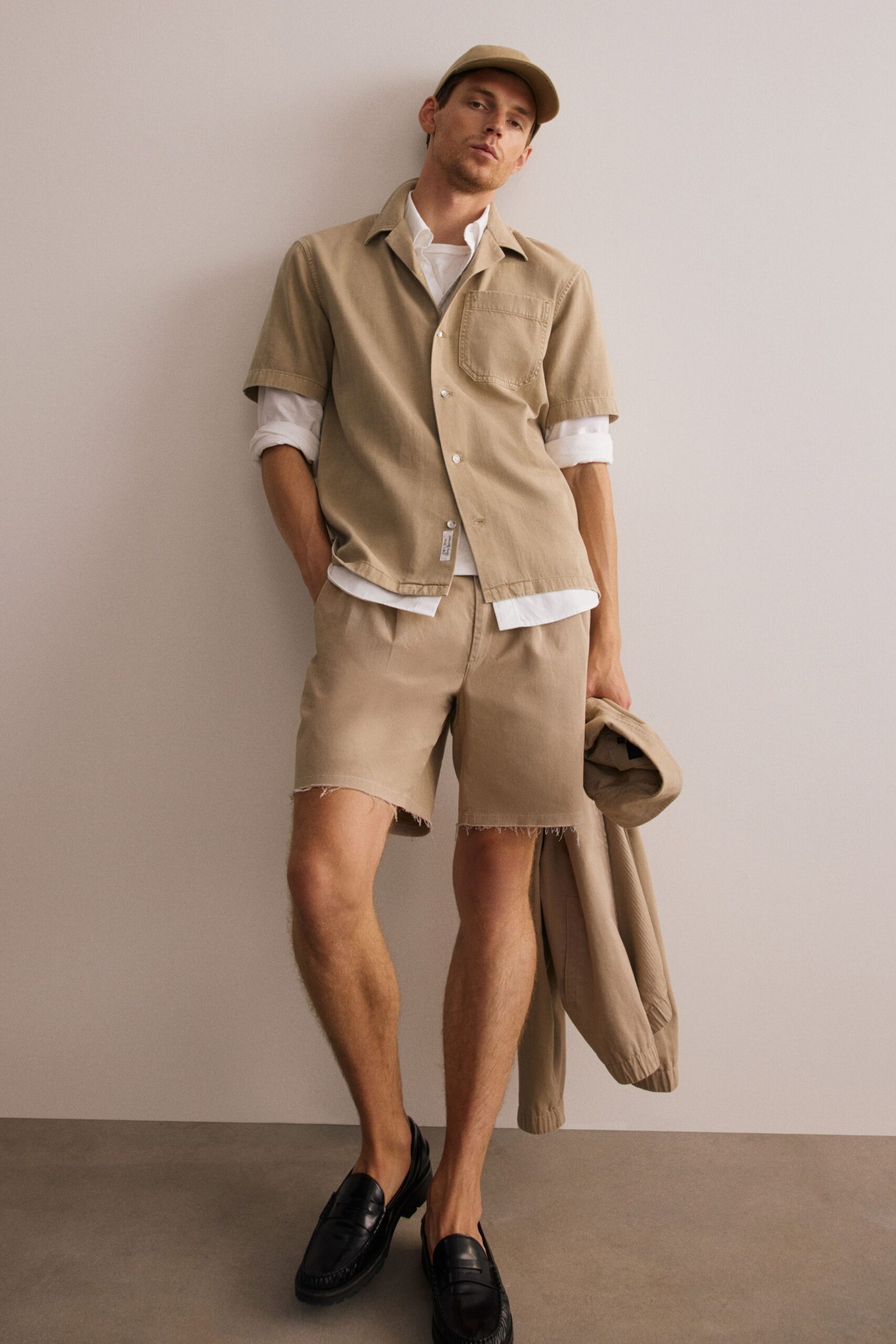 beige cotton long-sleeve collared structured buttoned jacket