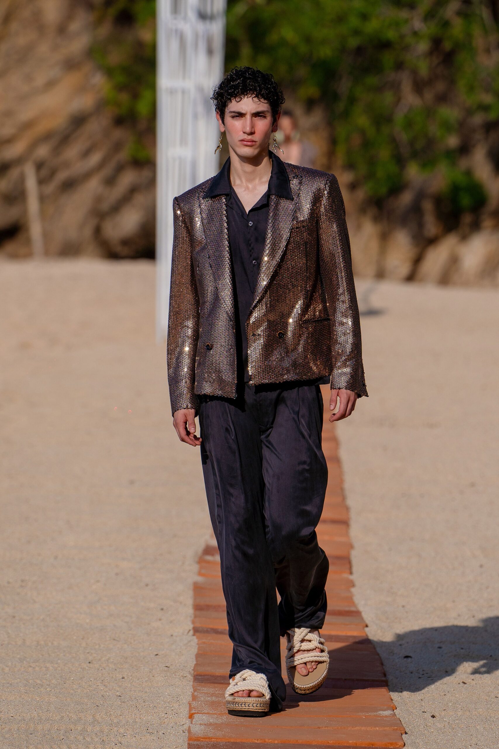 brown metallic long-sleeve collared tailored buttoned shiny blazer
