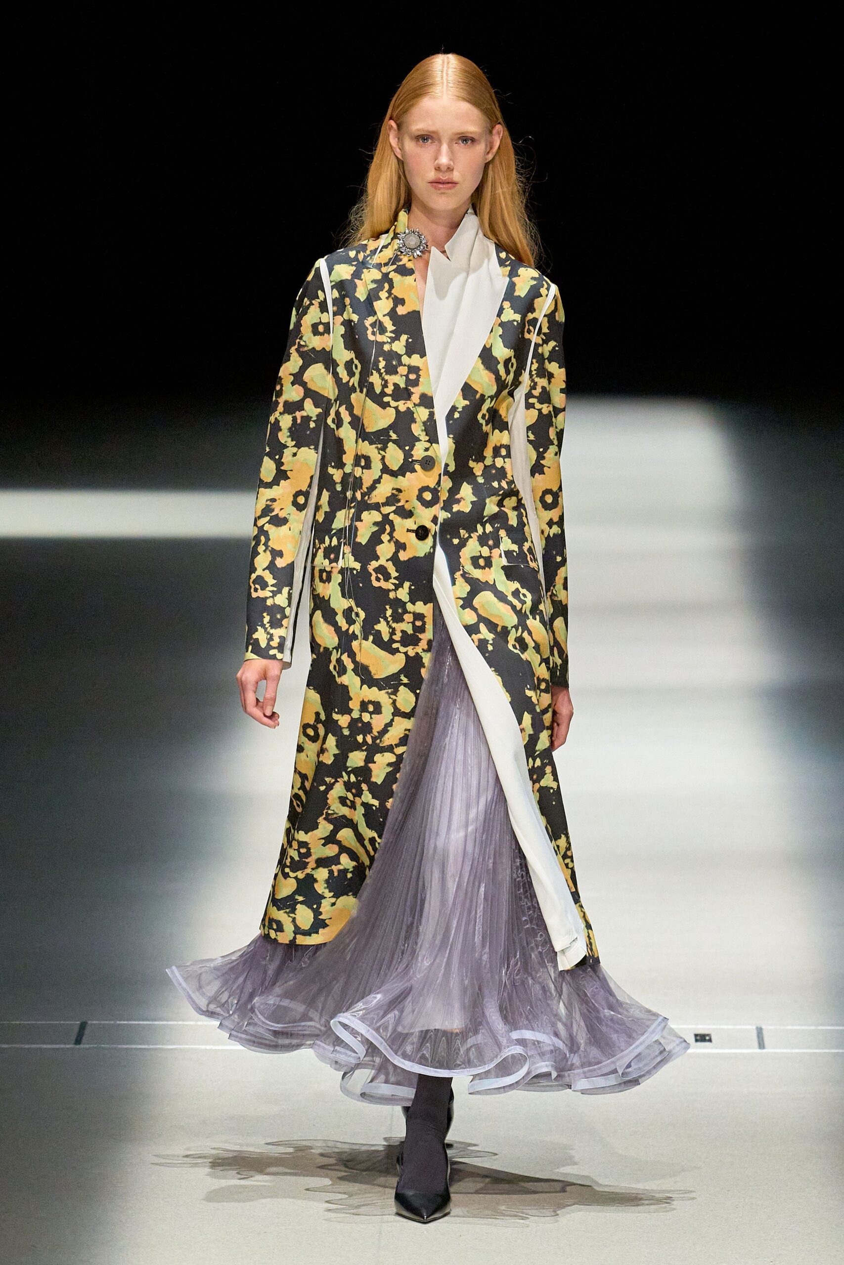 yellow silk long-sleeve collared relaxed printed coat
