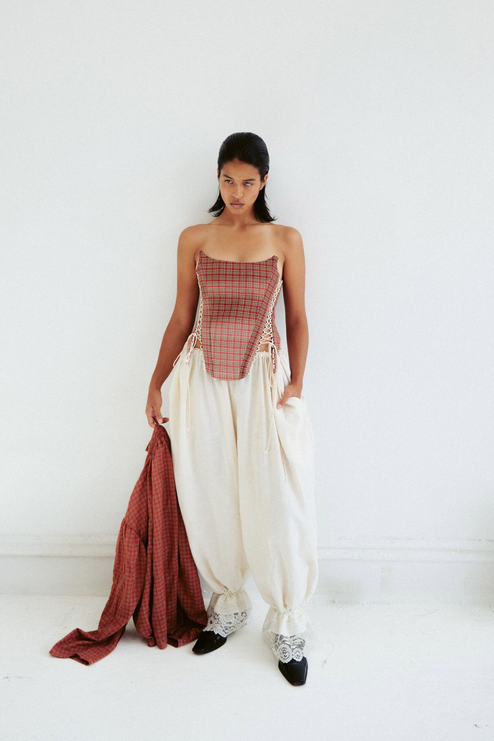 red cotton strapless fitted checked corset