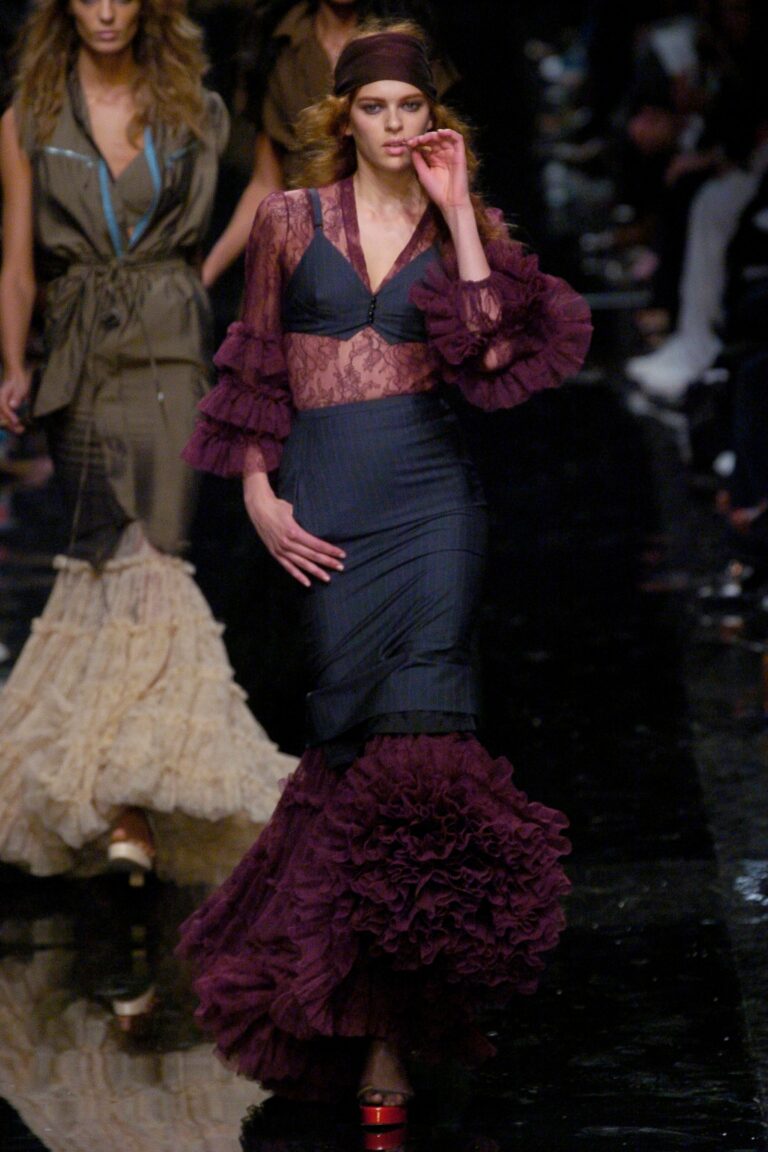 Jean Paul Gaultier Spring 2005 Ready-to-Wear