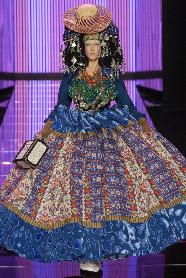 John Galliano Fall 2004 Ready-to-Wear