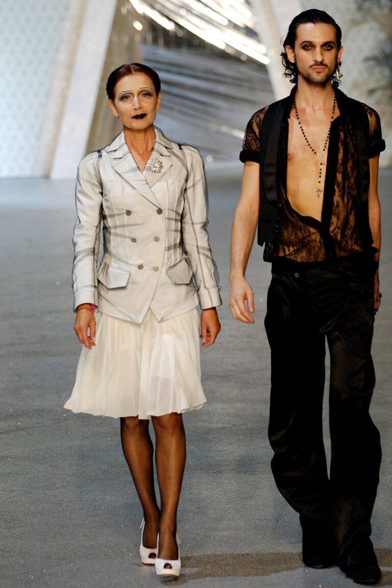 John Galliano Spring 2006 Ready-to-Wear