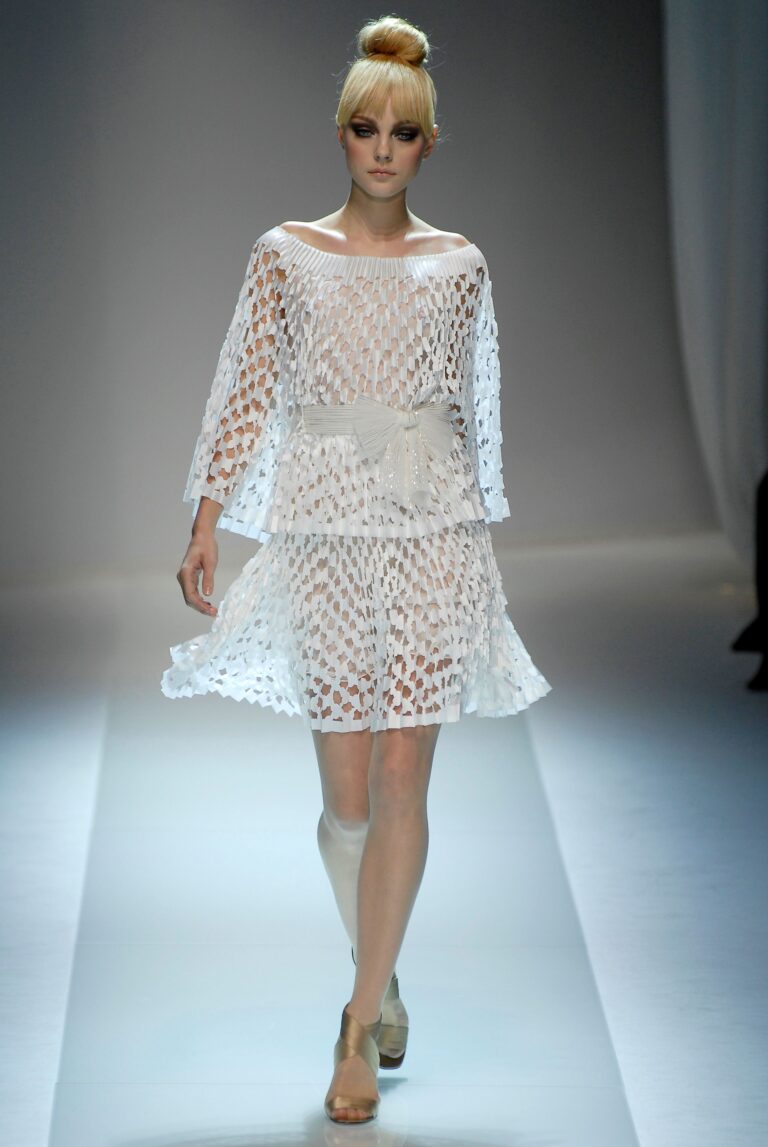 Valentino Spring 2007 Couture