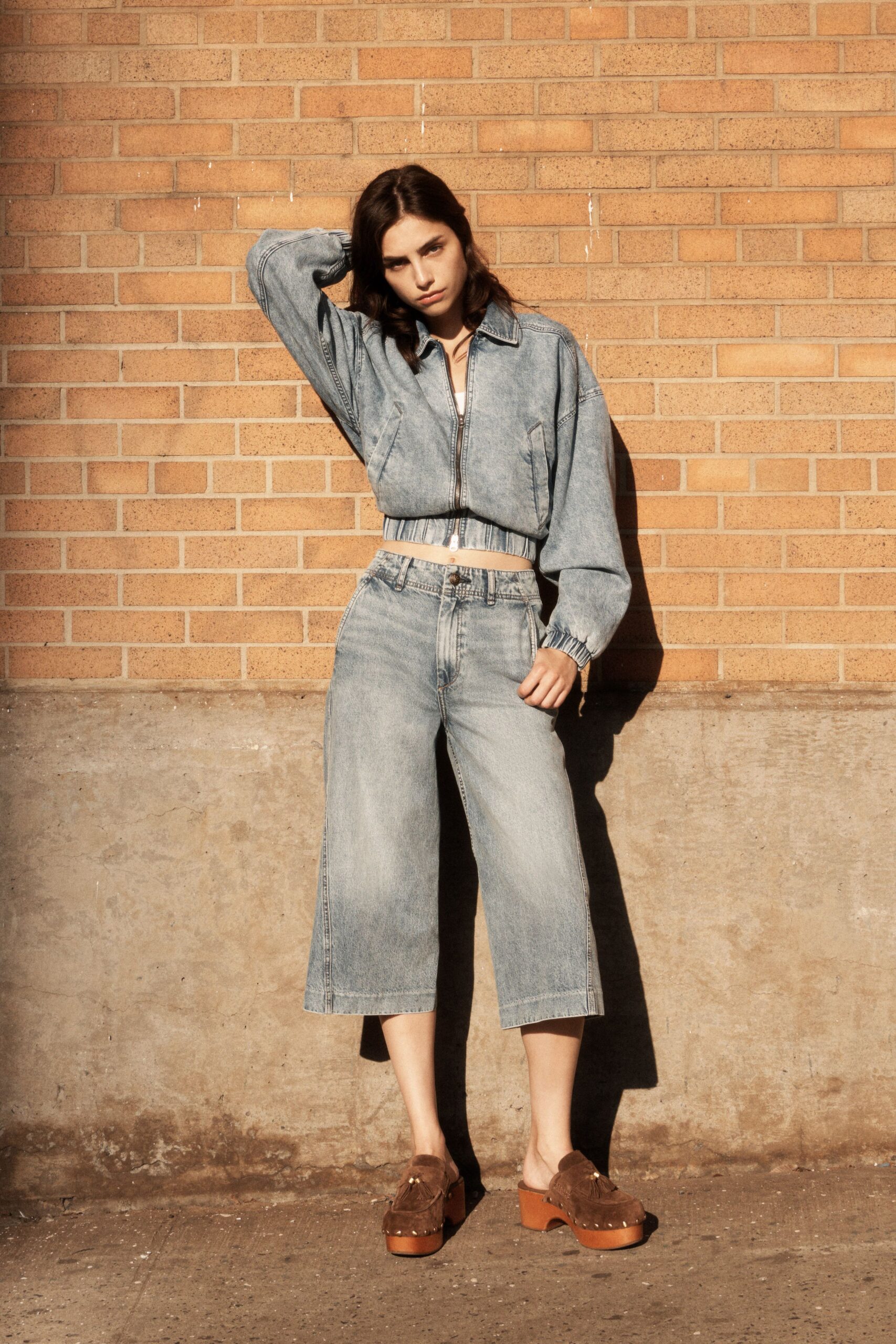 blue denim long-sleeve collared fitted zippered cropped jacket