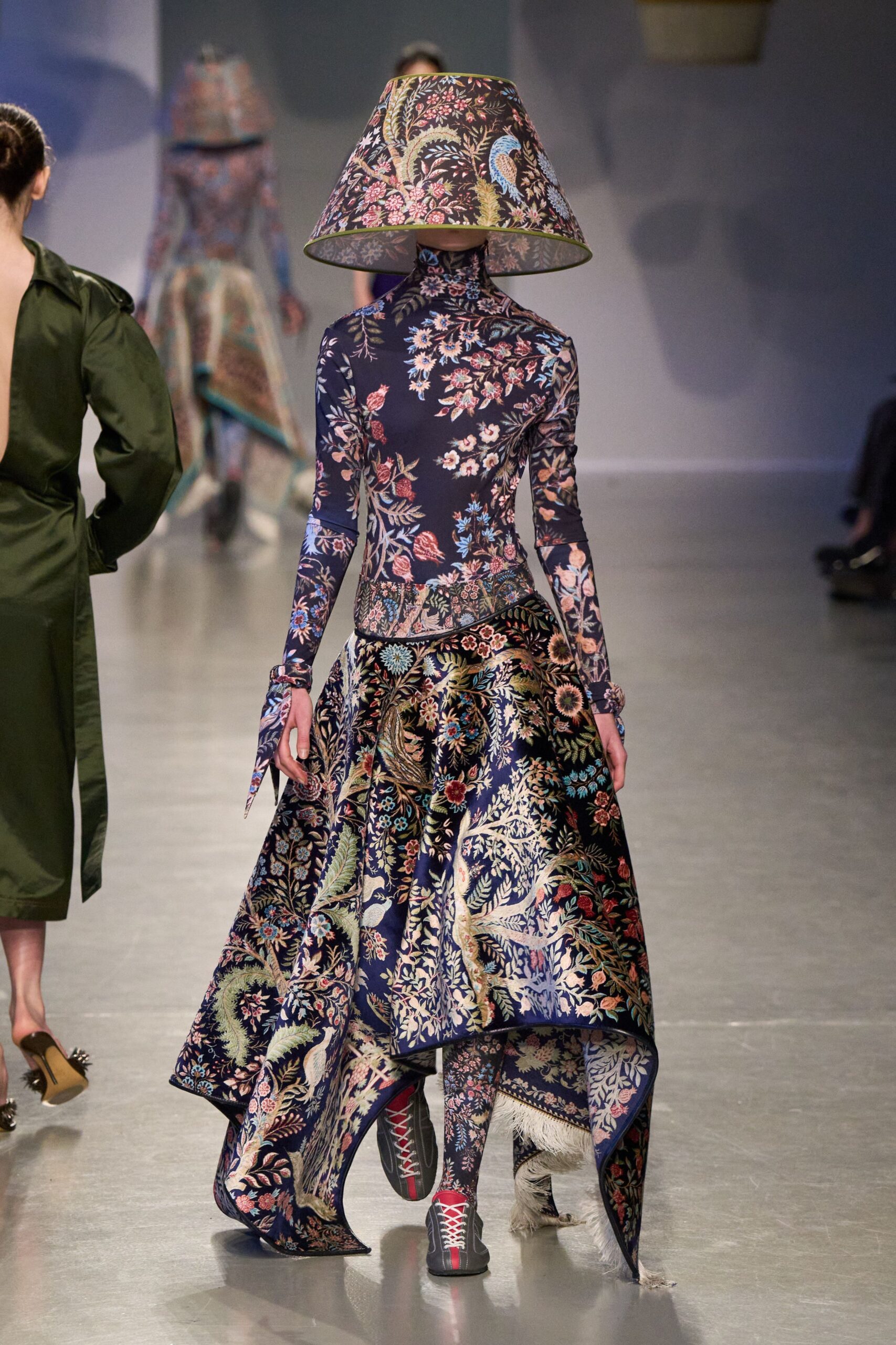 blue silk structured printed hat