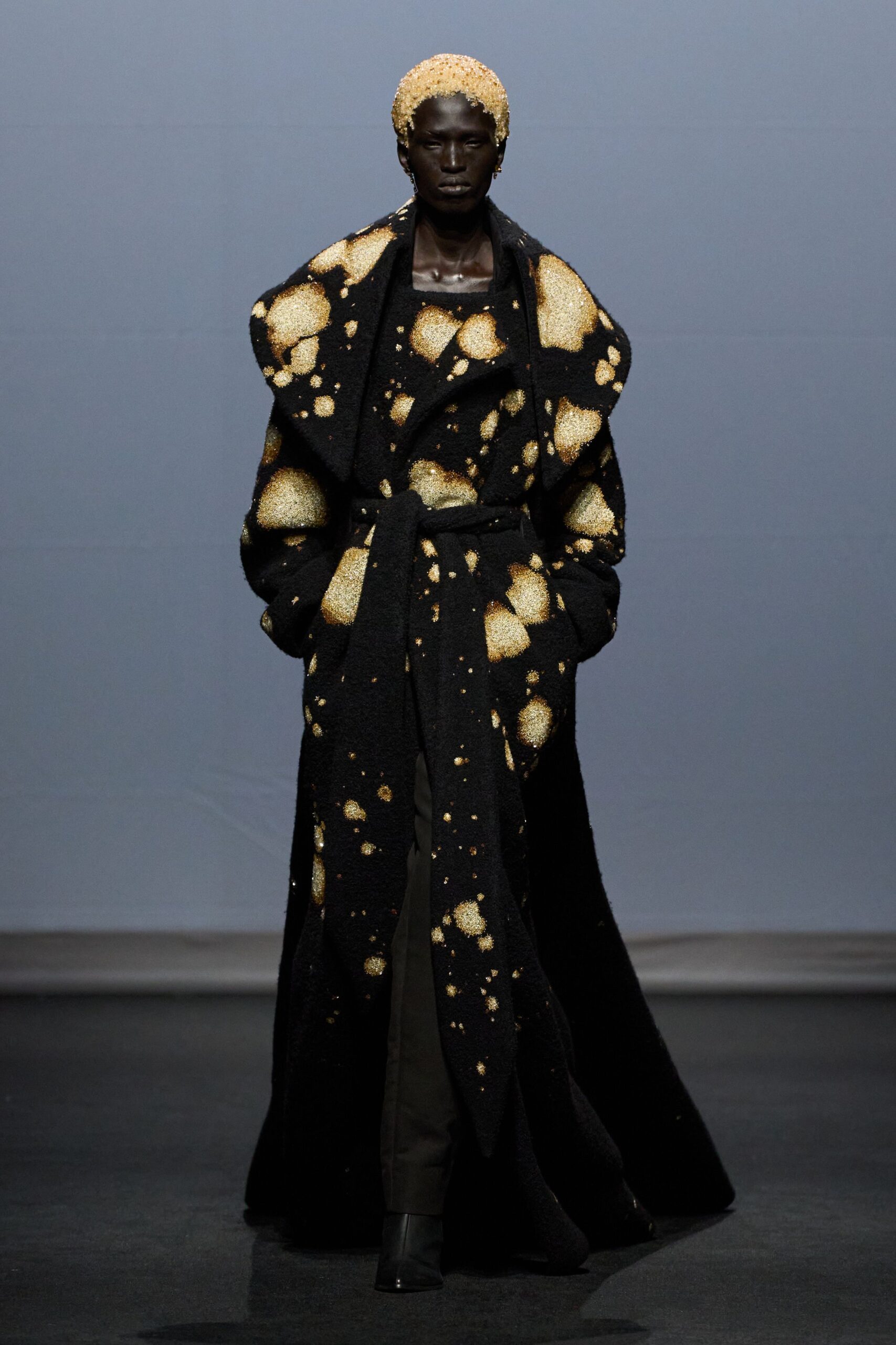 black wool long-sleeve collared relaxed draped layered coat
