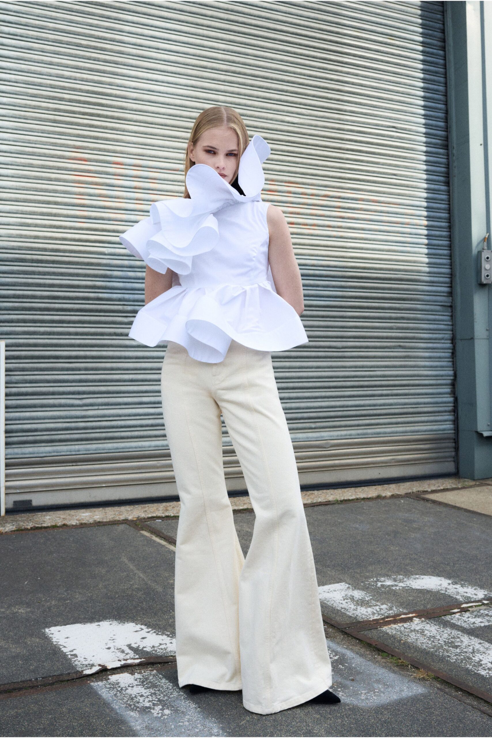 beige cotton fitted flared pants
