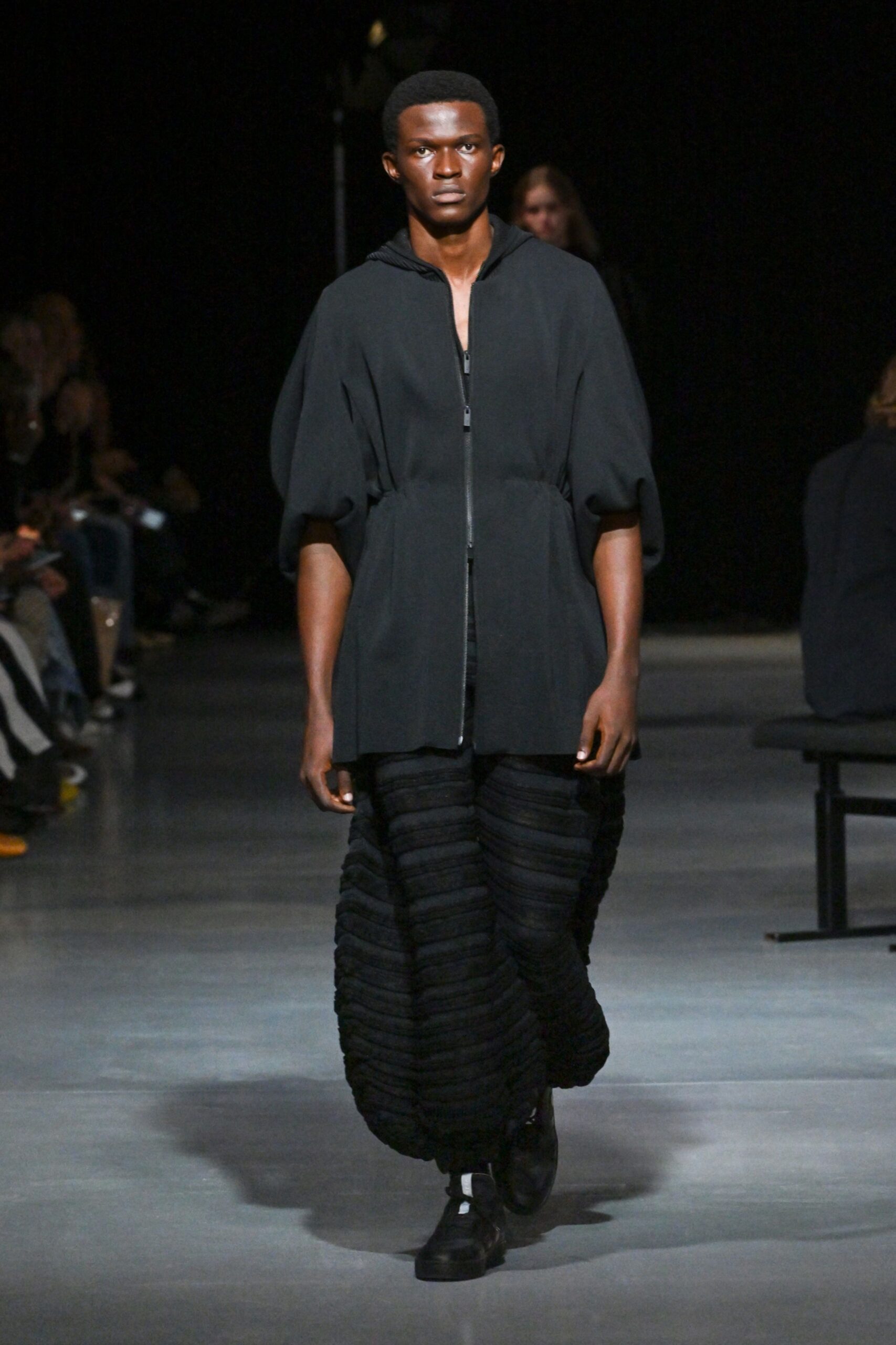 black cotton fitted textured pants