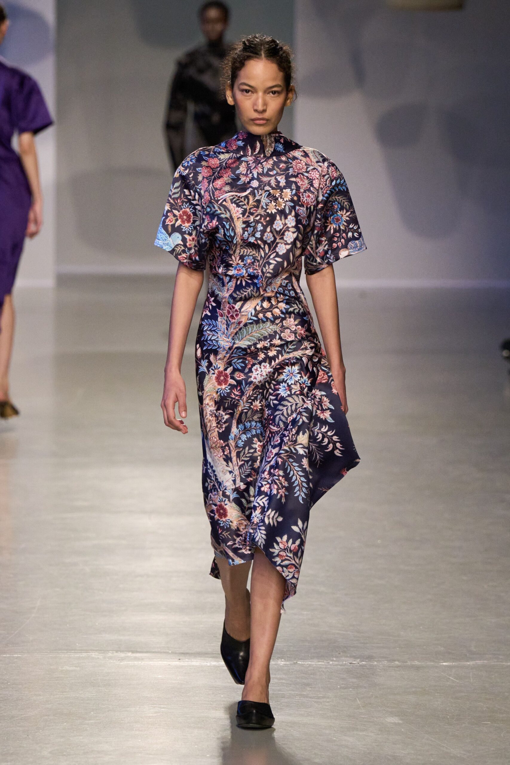 floral midi dress with black shoes