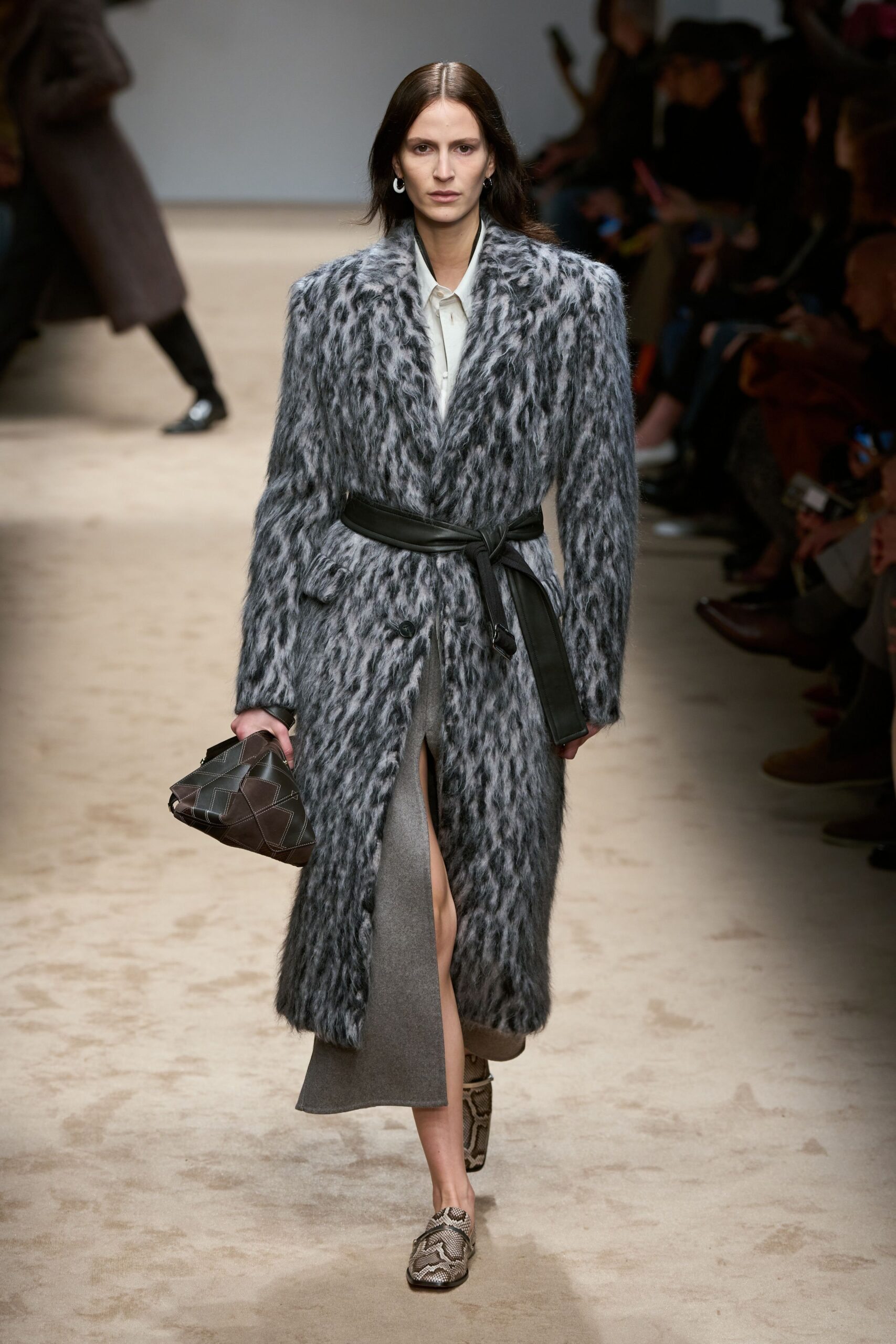 gray fur long-sleeve collared relaxed striped belted coat