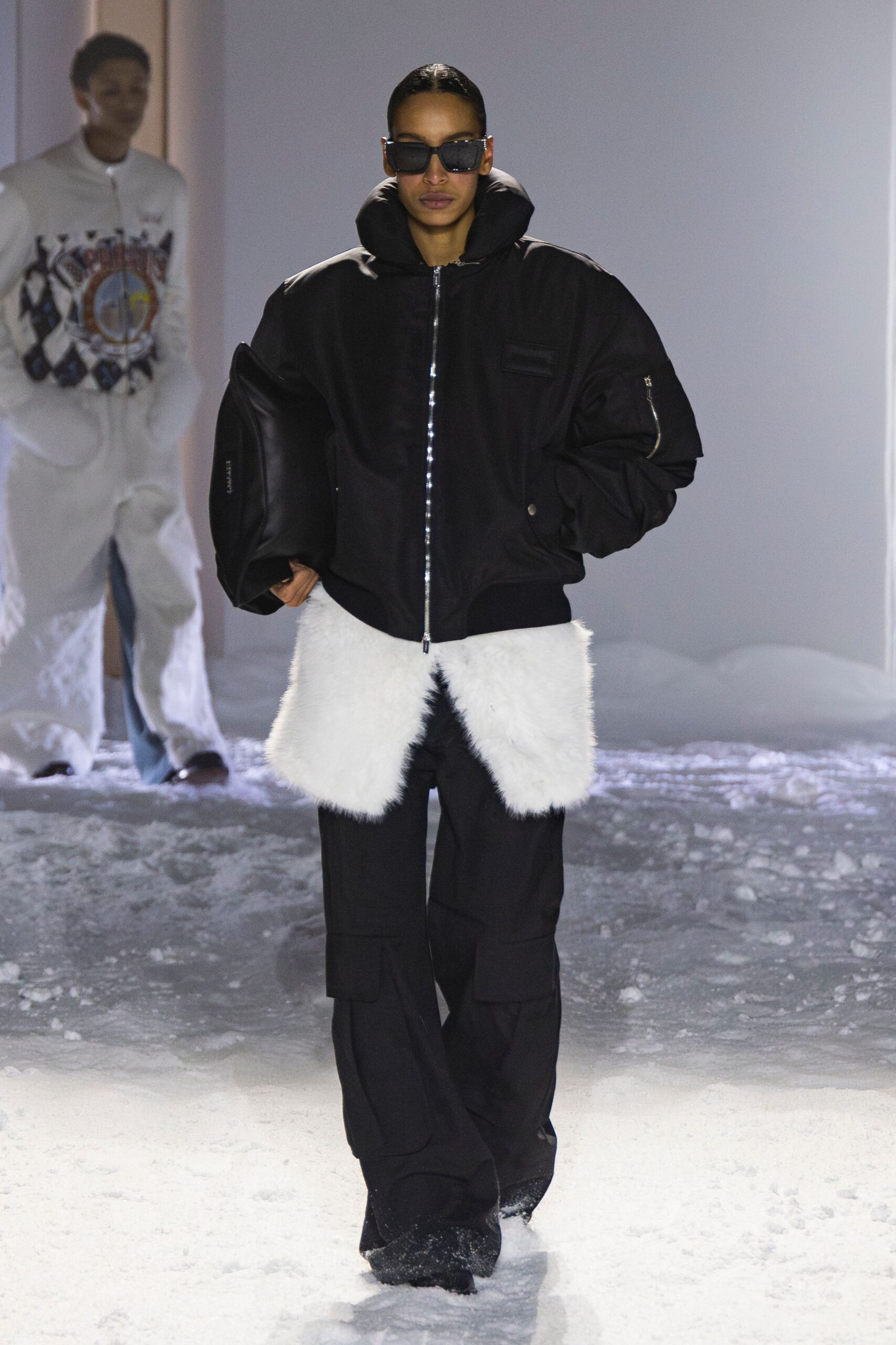 black faux-fur long-sleeve collared oversized zippered jacket