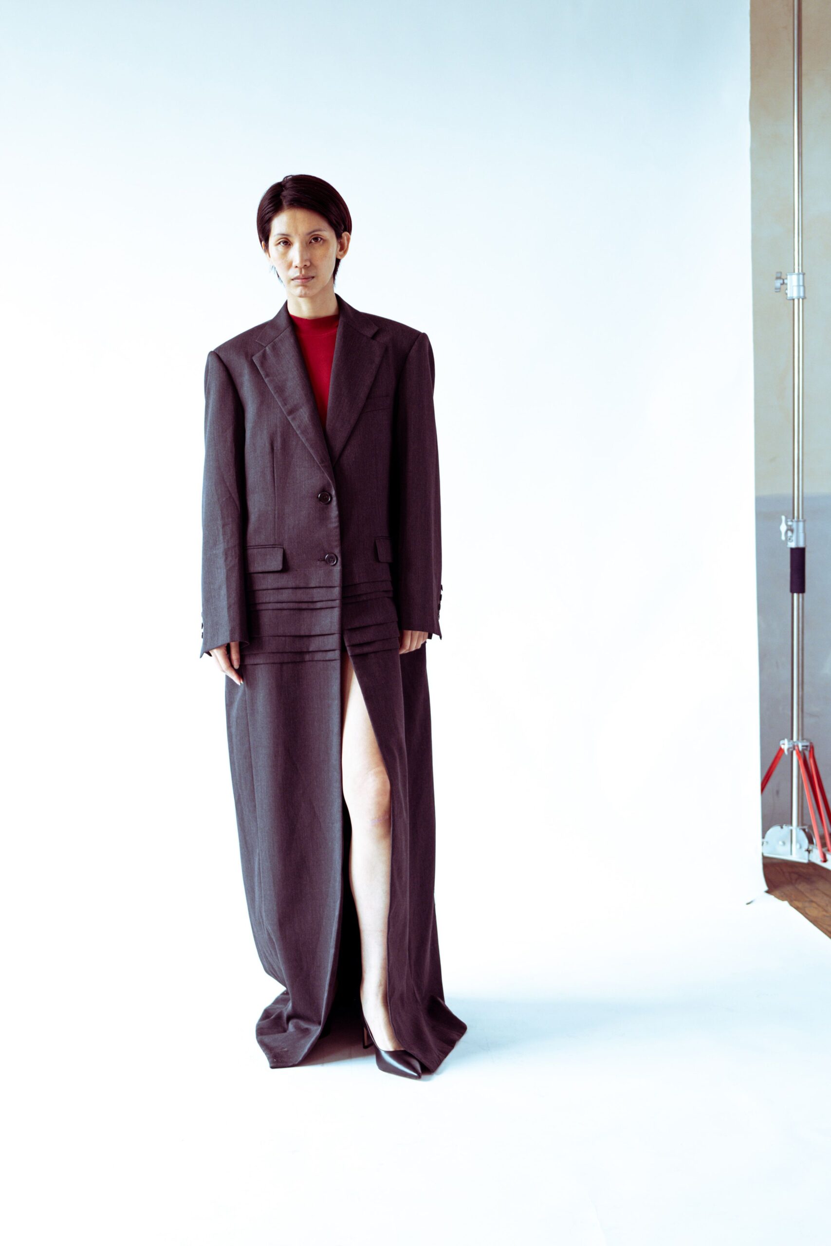 gray wool long-sleeve collared oversized buttoned maxi blazer