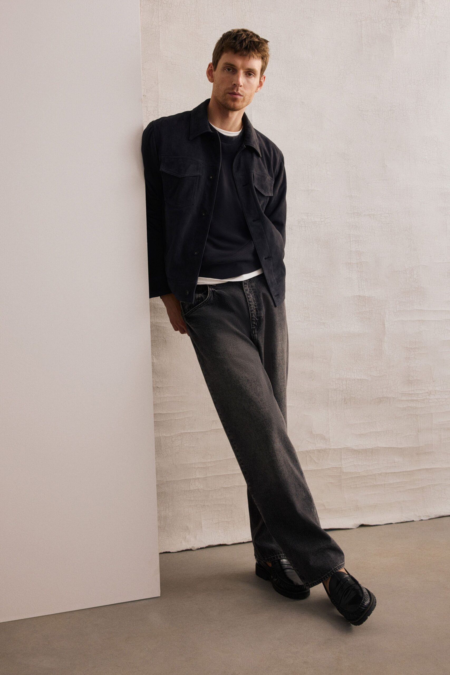 black suede long-sleeve collared relaxed jacket