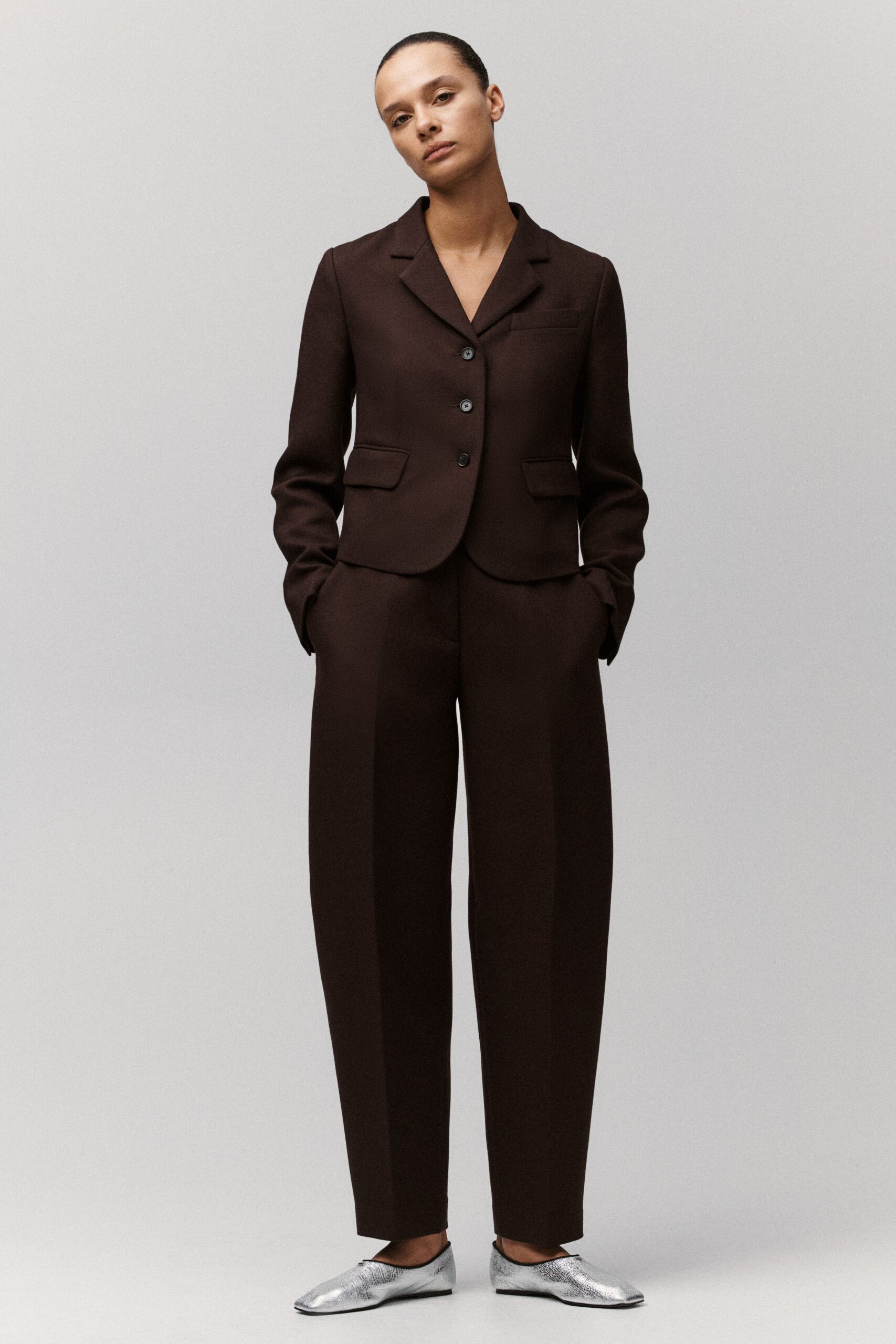 brown wool long-sleeve collared tailored buttoned blazer
