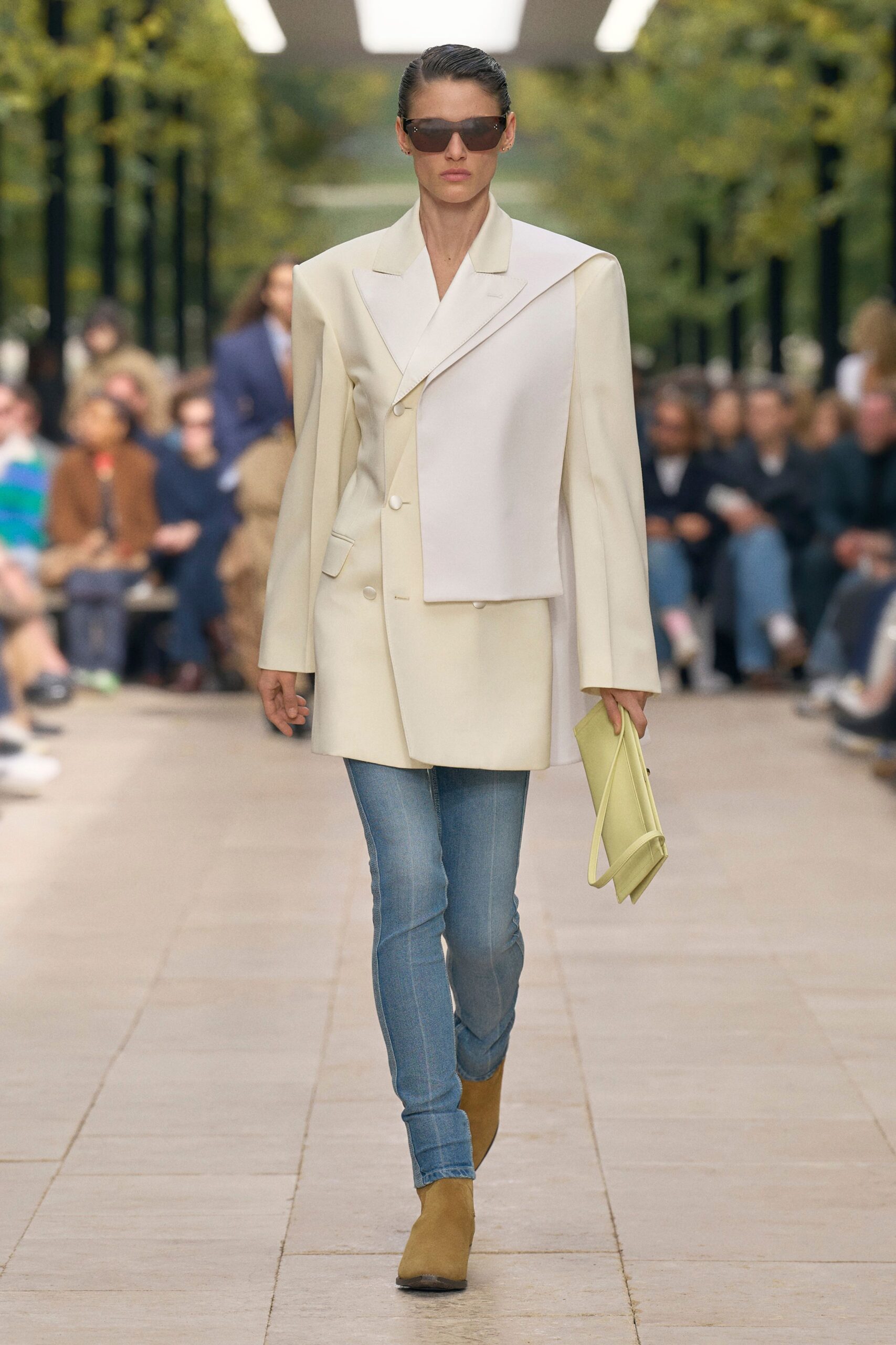 white structured blazer with blue jeans