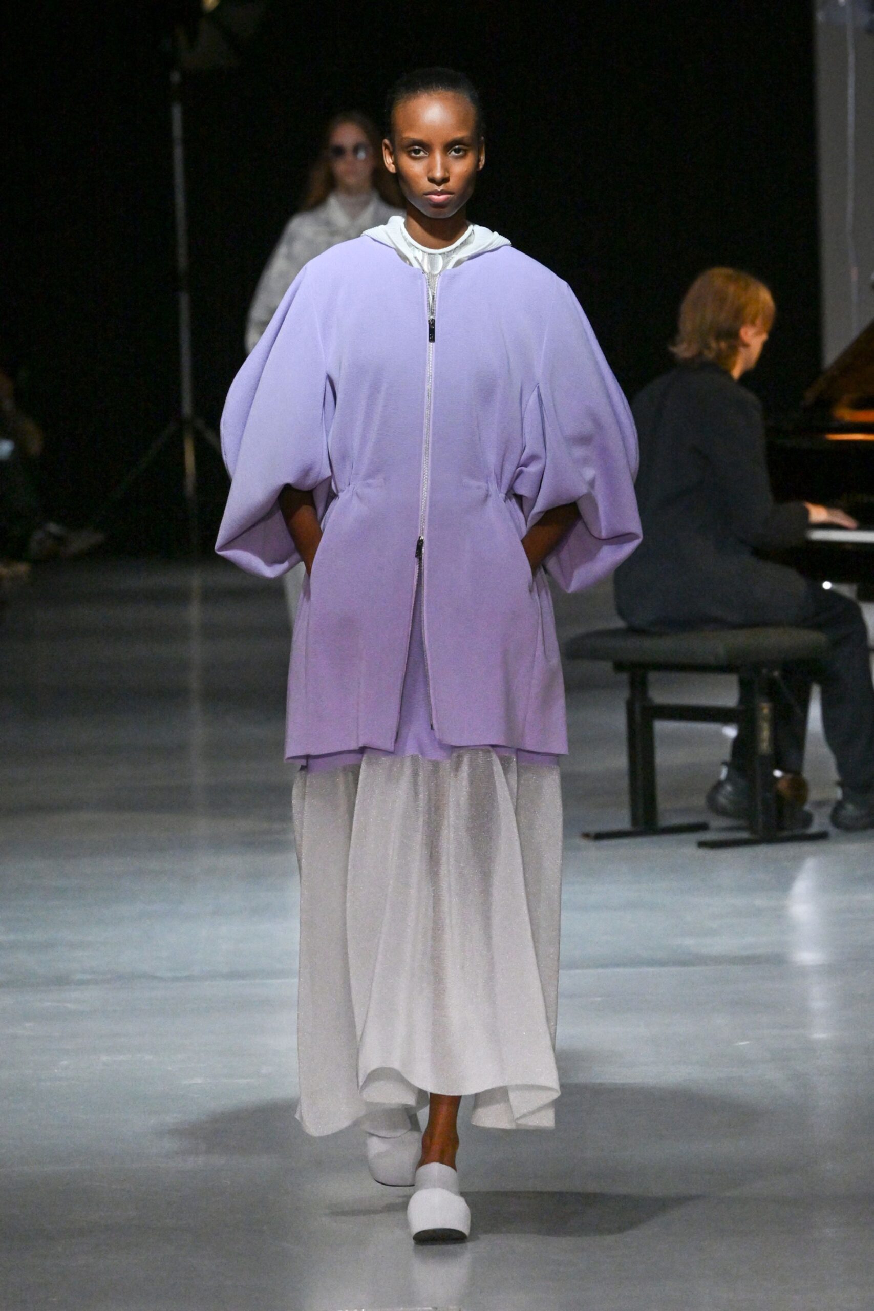 purple cotton long-sleeve collared relaxed zippered short coat