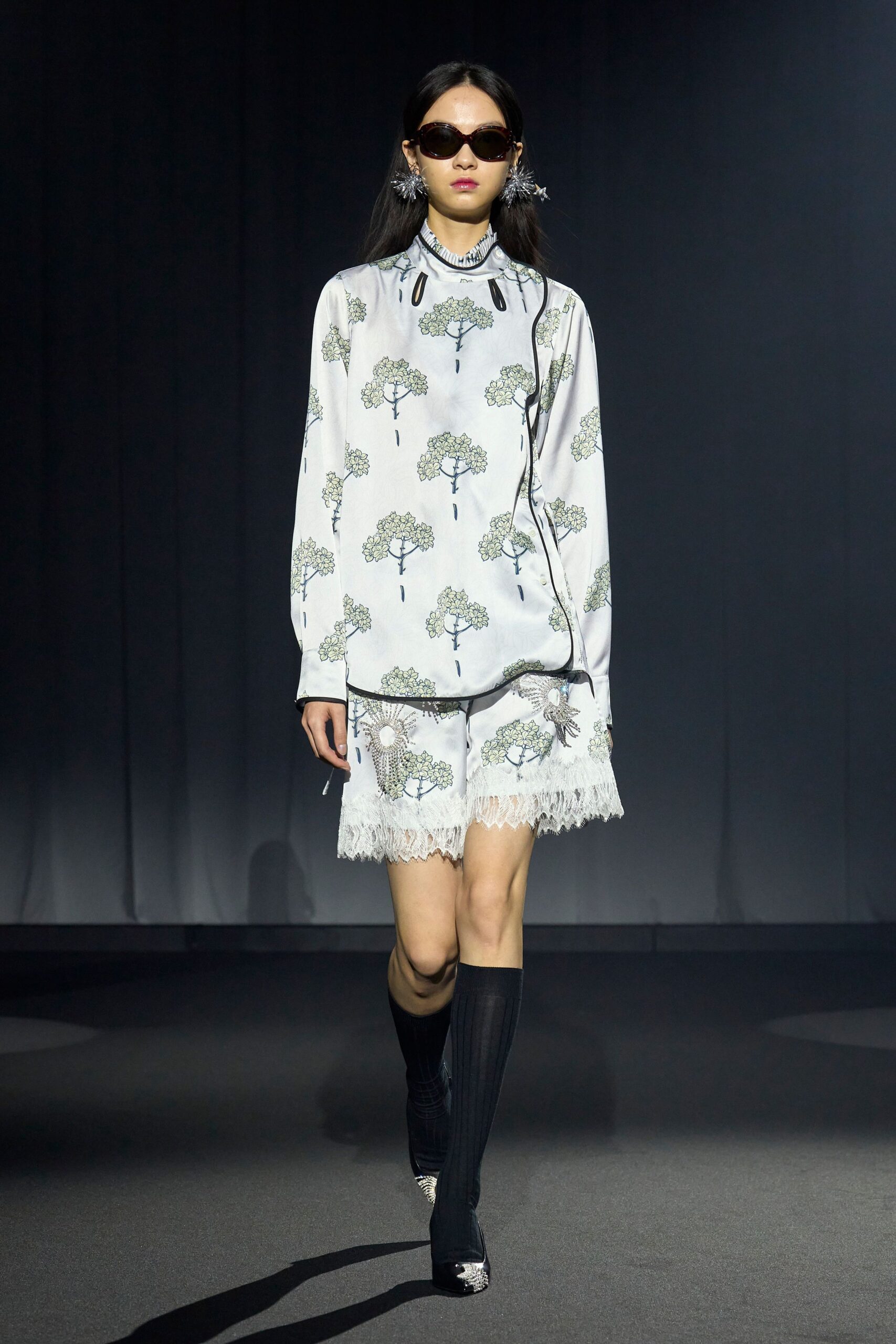 white silk long-sleeve collared fitted printed fringed dress