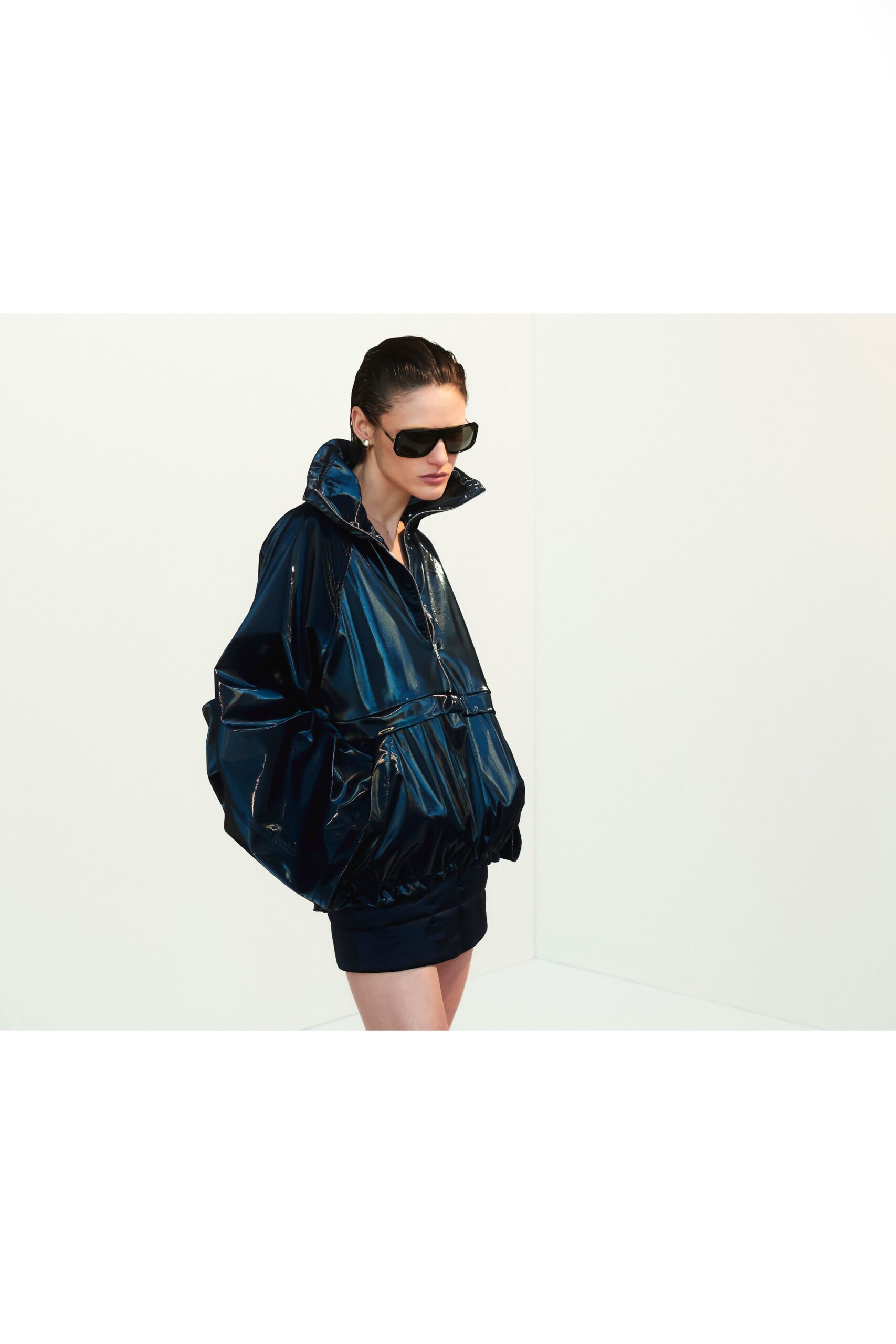 black vinyl long-sleeve hooded oversized zippered shiny jacket