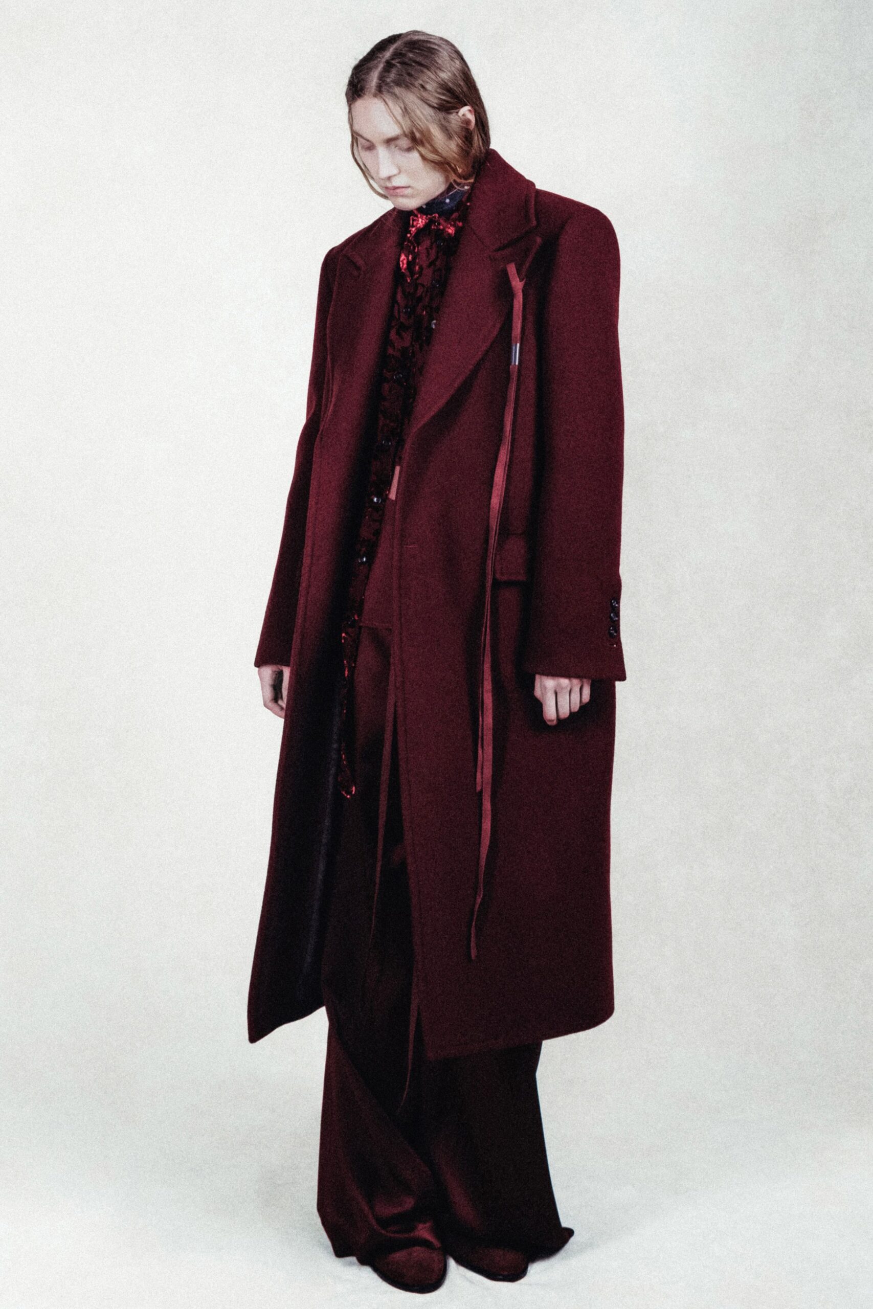 maroon wool long-sleeve collared relaxed buttoned coat