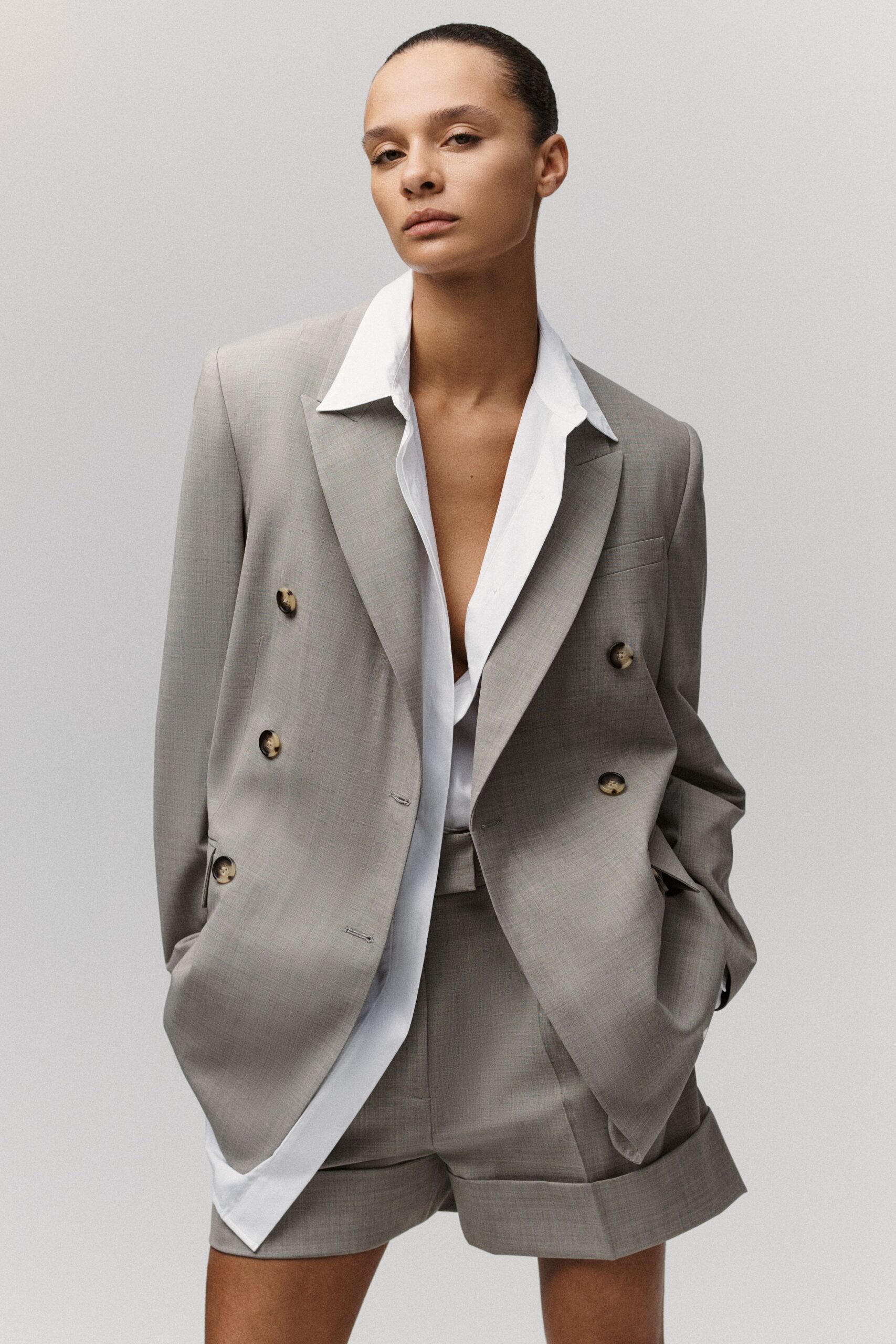 gray oversized blazer with shorts