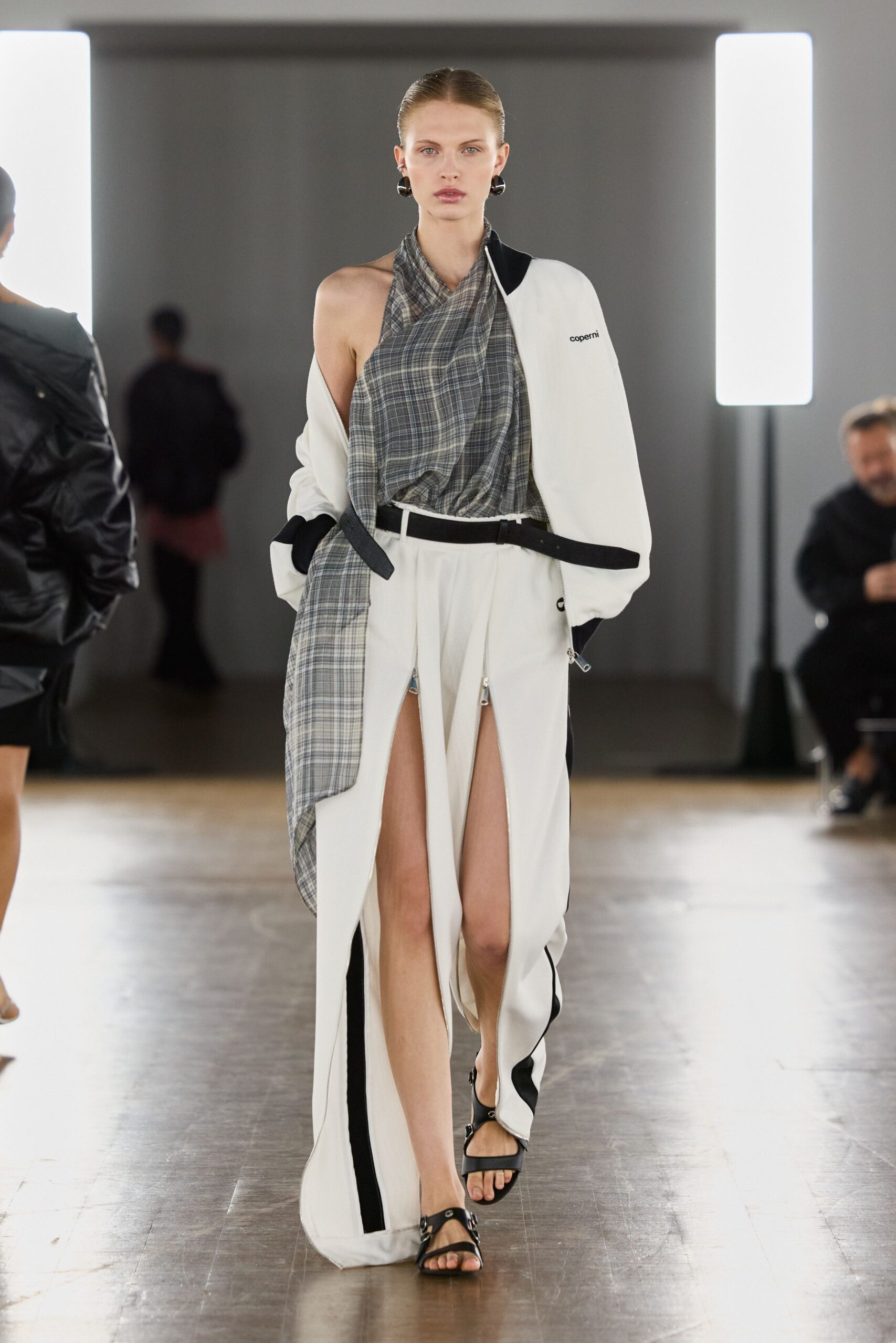 white cotton slit fitted high-waisted straight-leg pants
