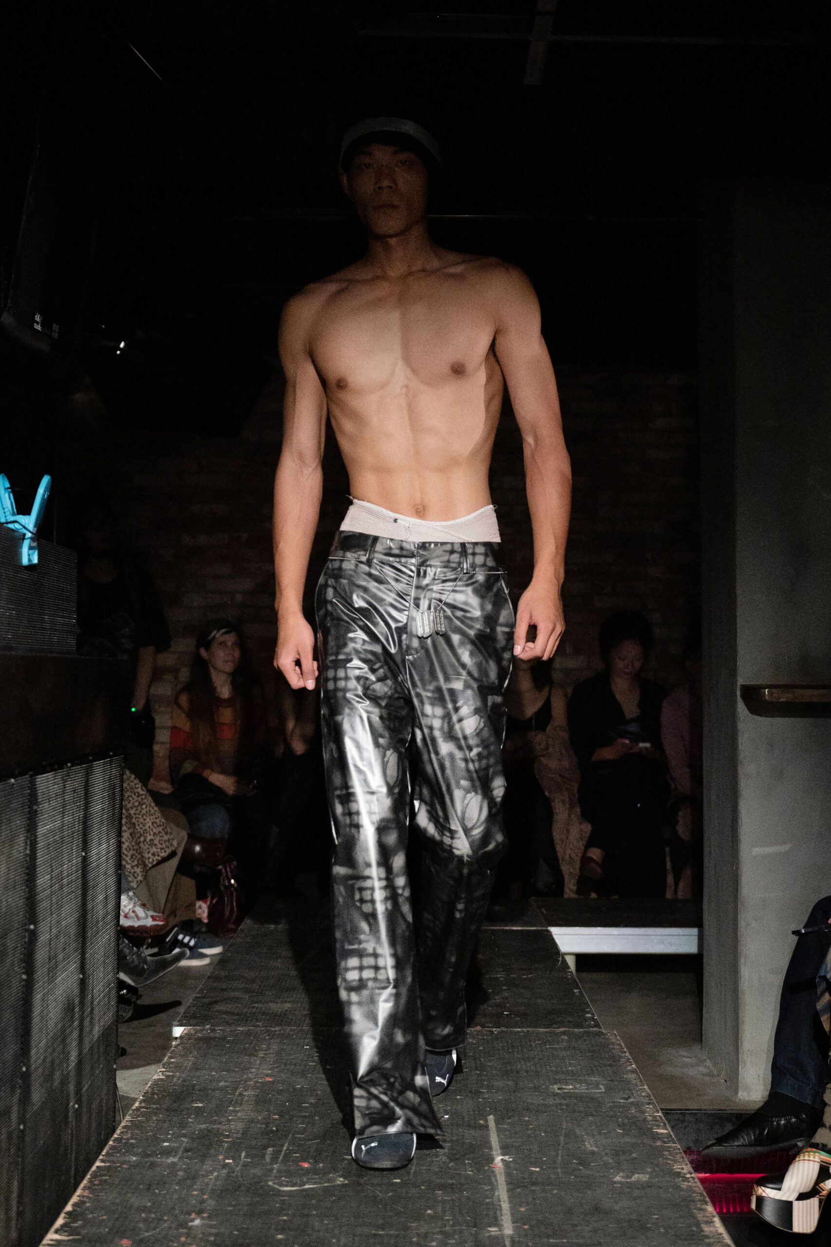 black printed relaxed pants