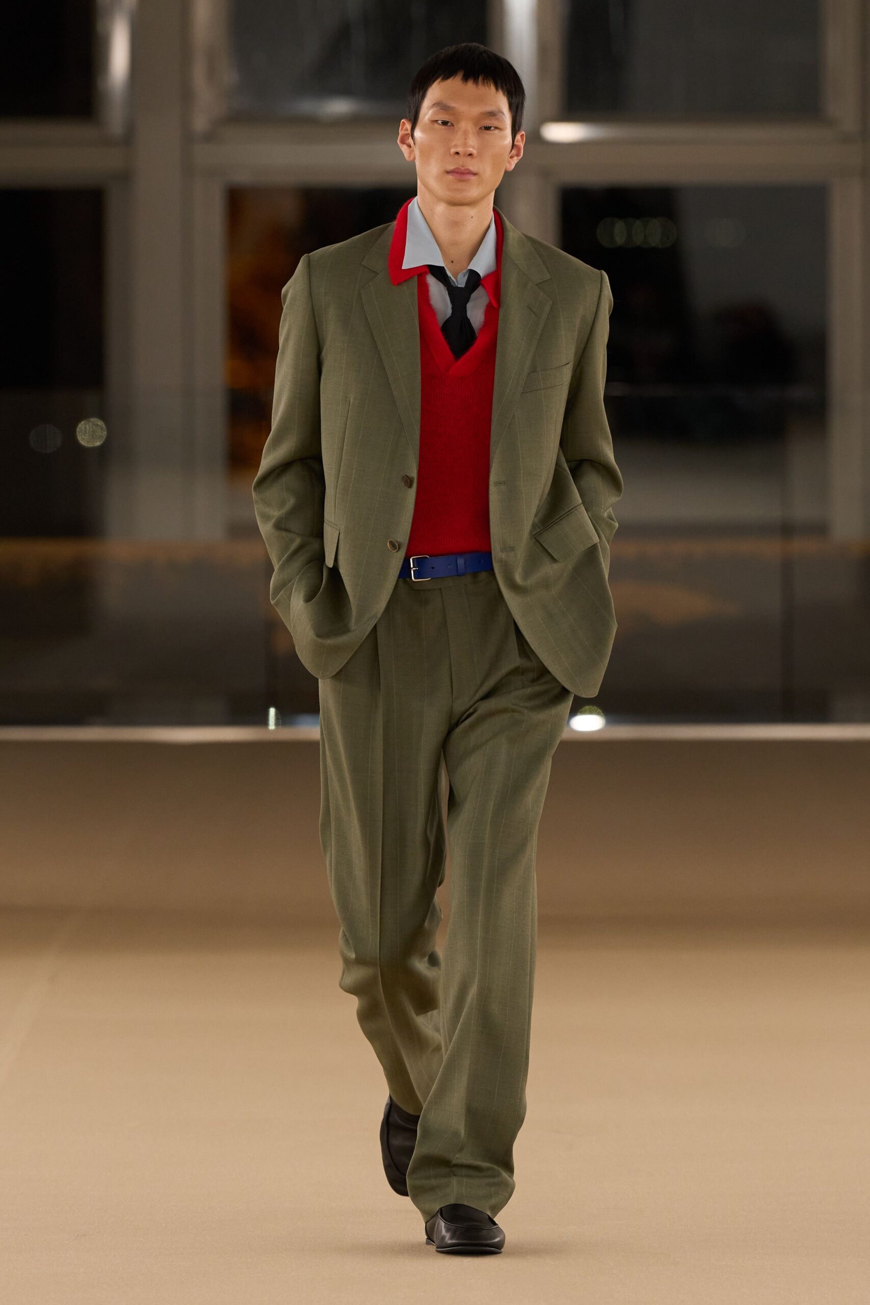 green wool long-sleeve collared tailored checked suit