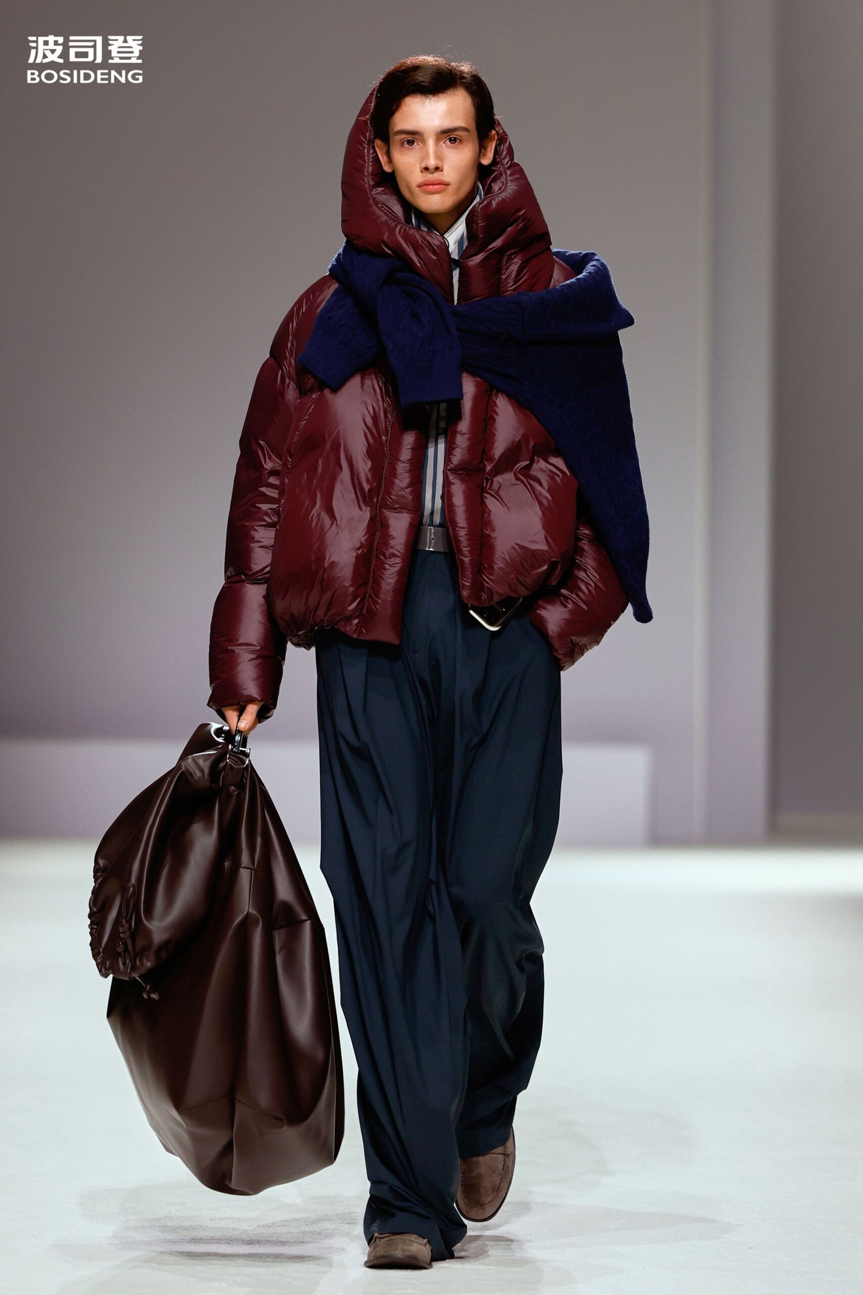 maroon jersey long-sleeve collared relaxed padded jacket