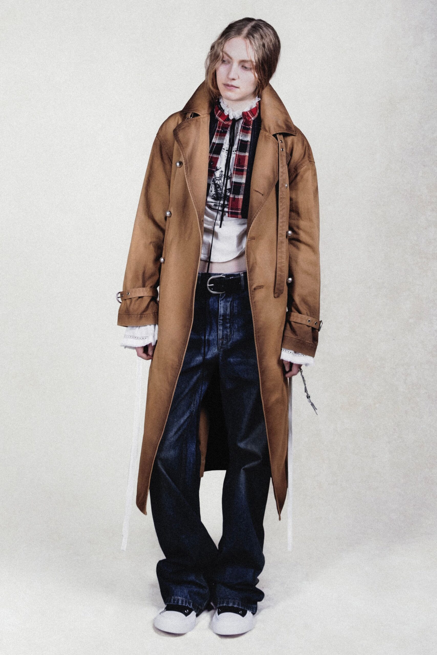 brown cotton long-sleeve collared relaxed buttoned coat