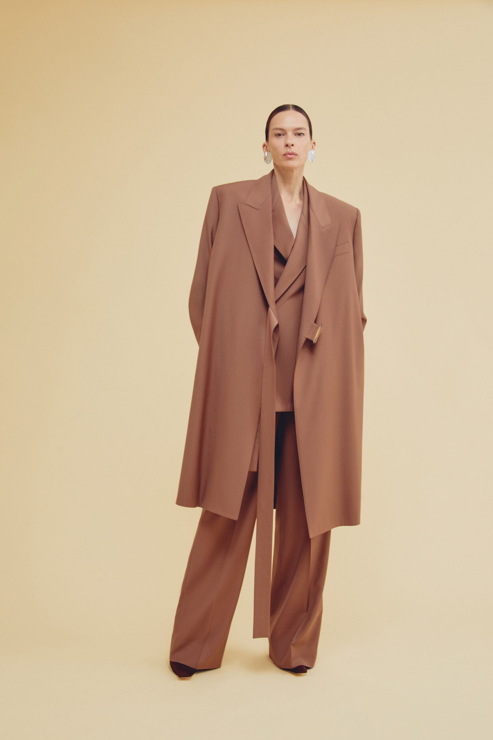 brown wool long-sleeve collared oversized buttoned blazer