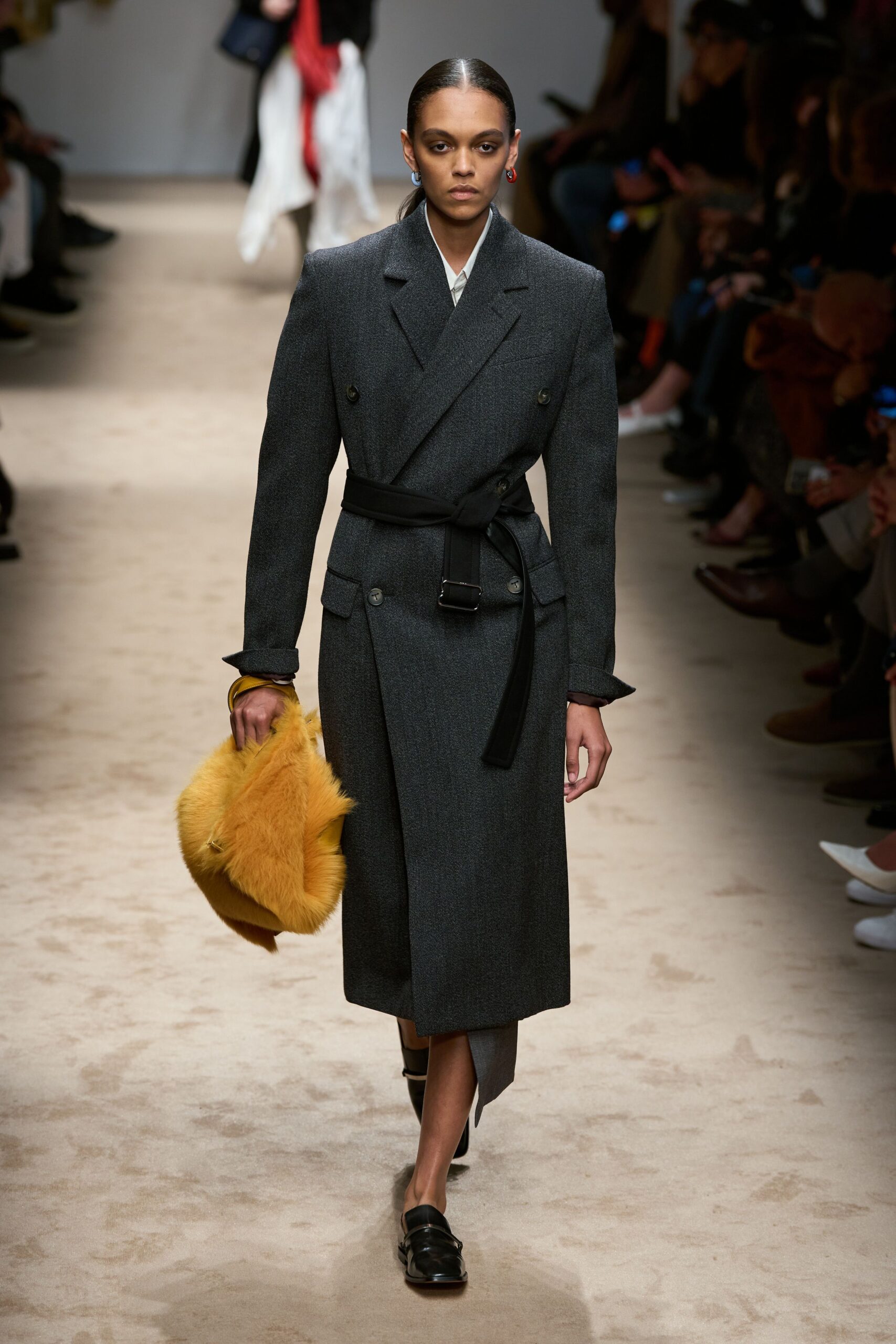 gray wool long-sleeve collared tailored belted coat