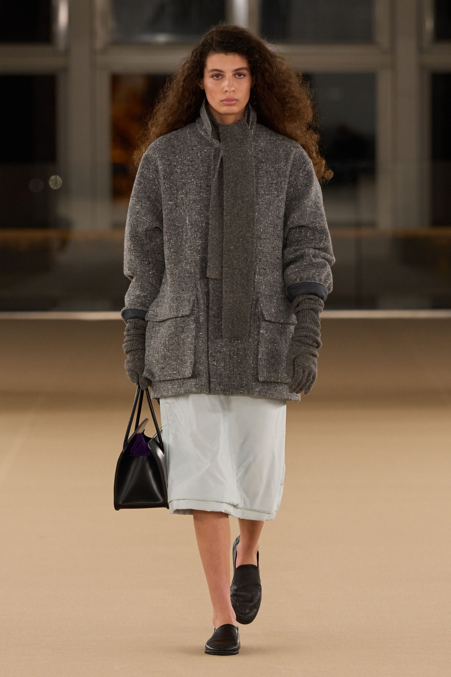 gray wool gloves