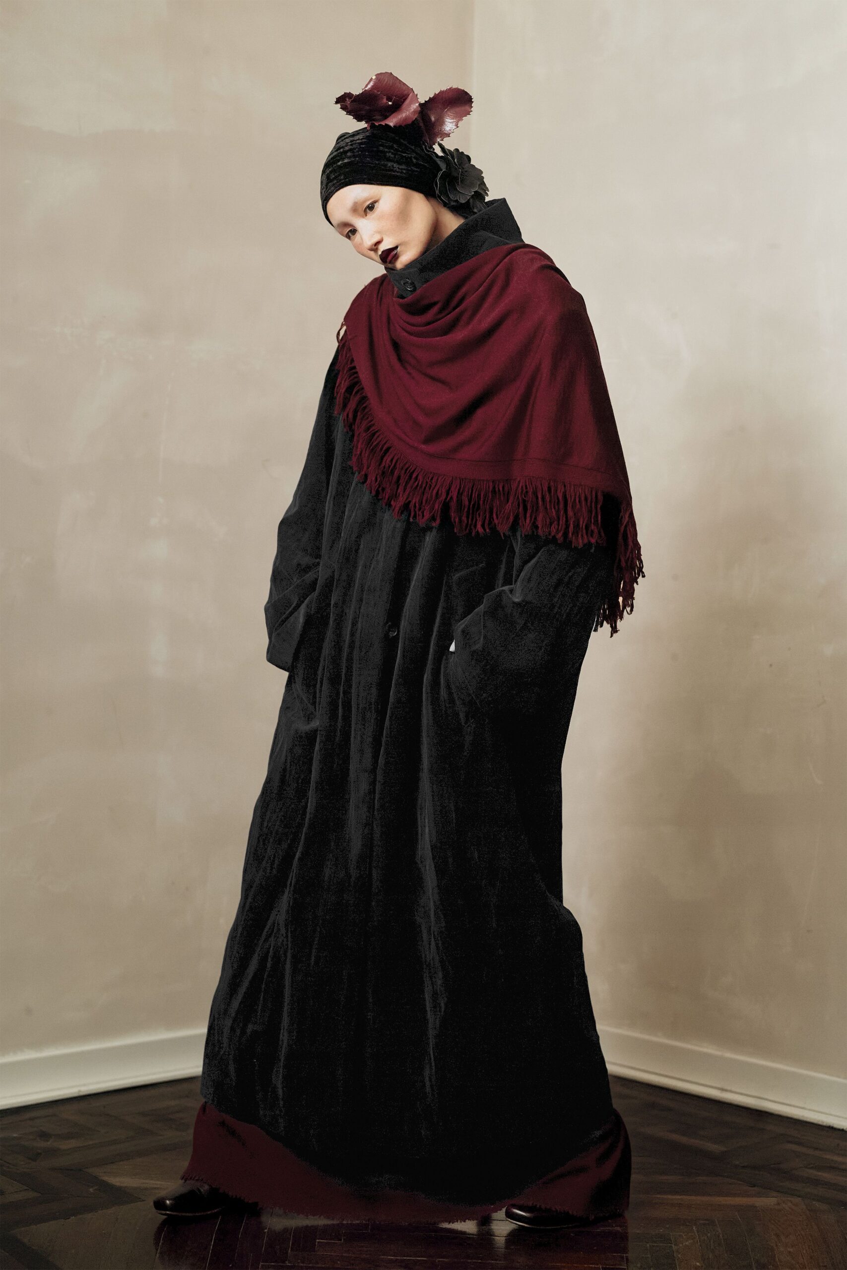 maroon wool relaxed scarf