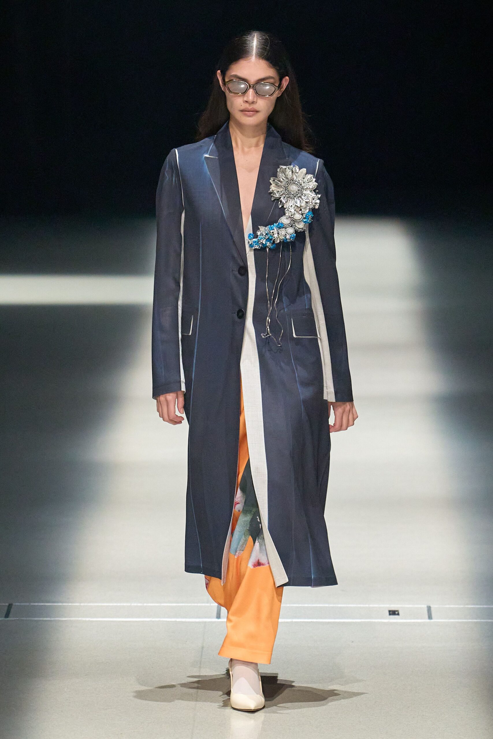blue silk long-sleeve v-neck tailored buttoned embroidered coat