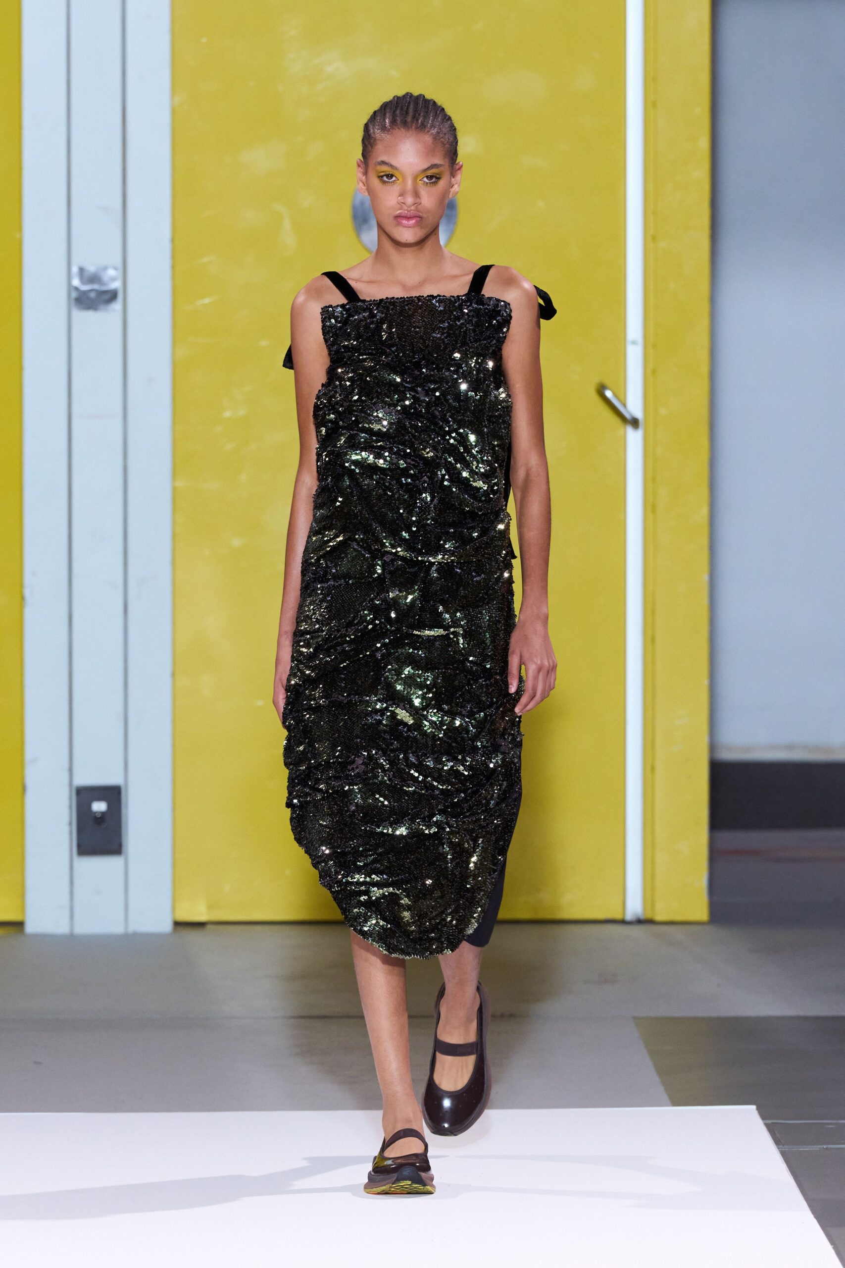 black silk sleeveless square-neck fitted ruched dress