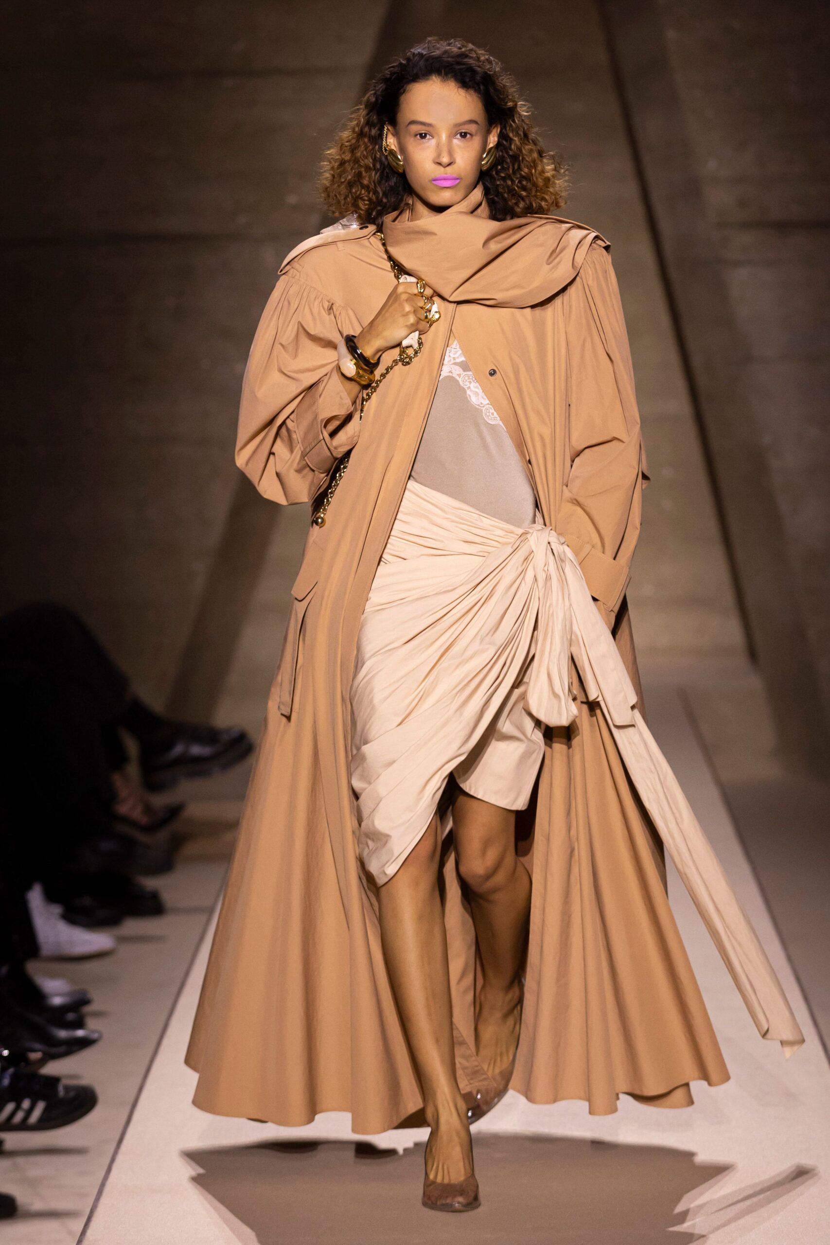 beige cotton long-sleeve collared oversized buttoned coat