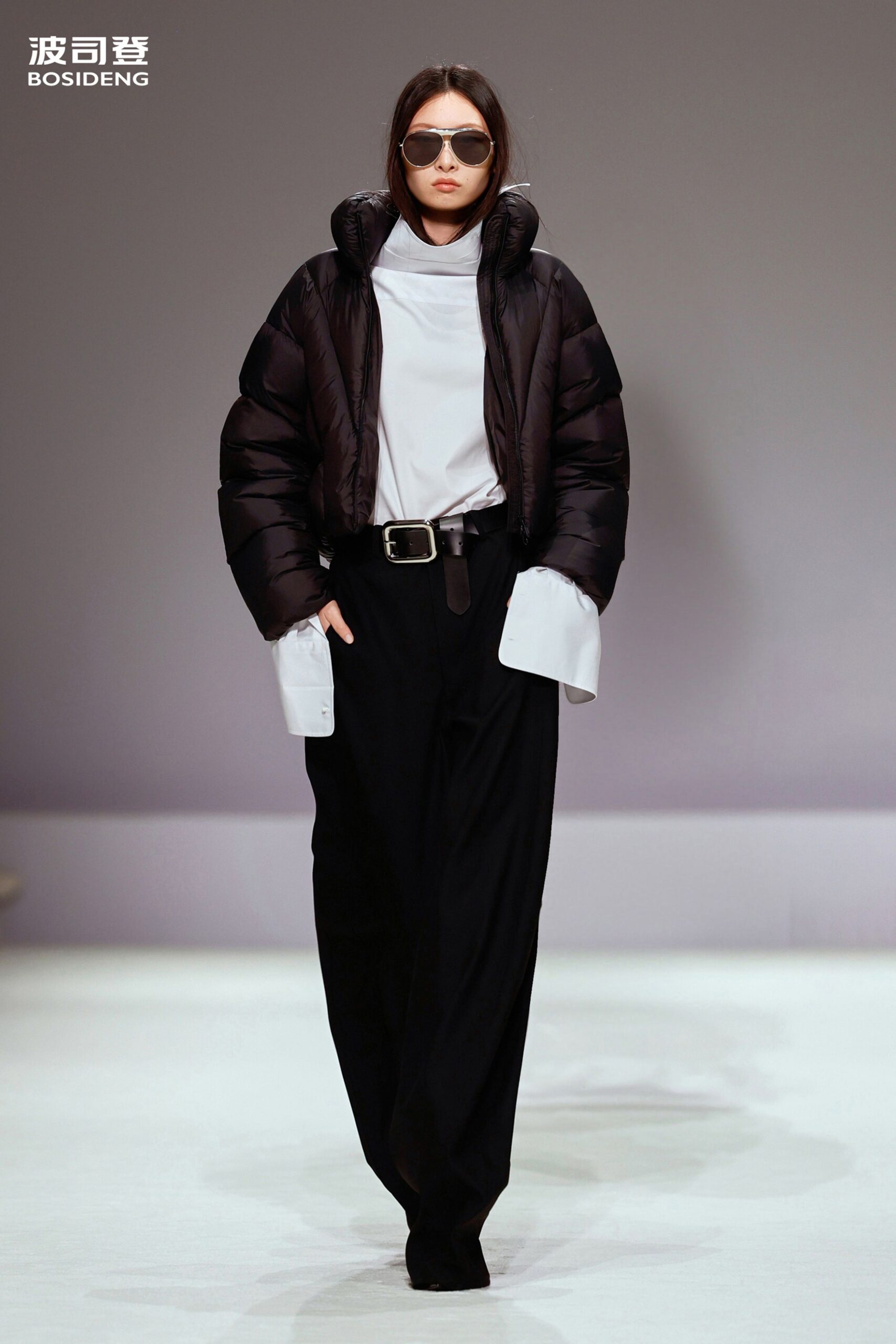 black jersey long-sleeve collared oversized padded jacket