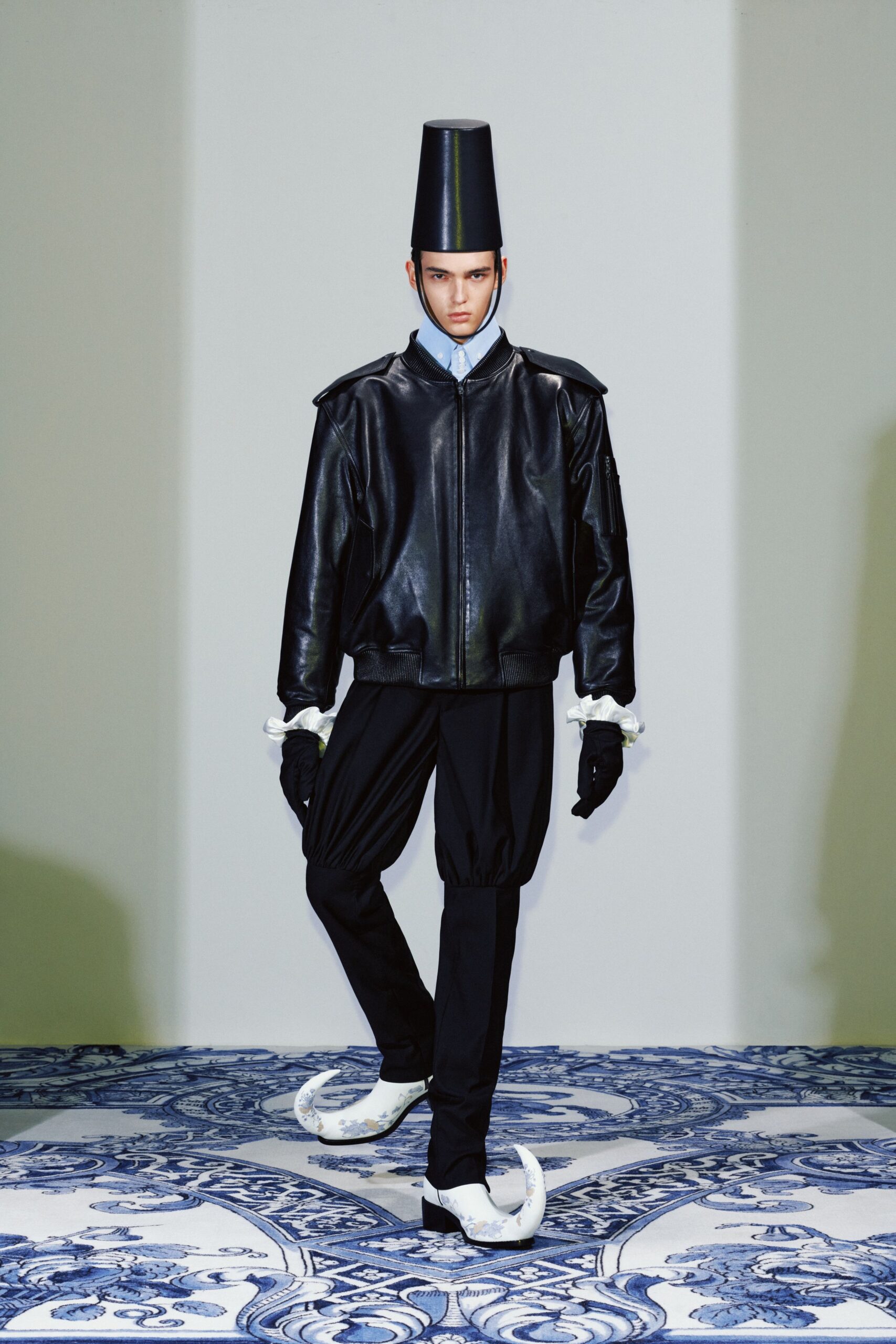 white leather flared shoes