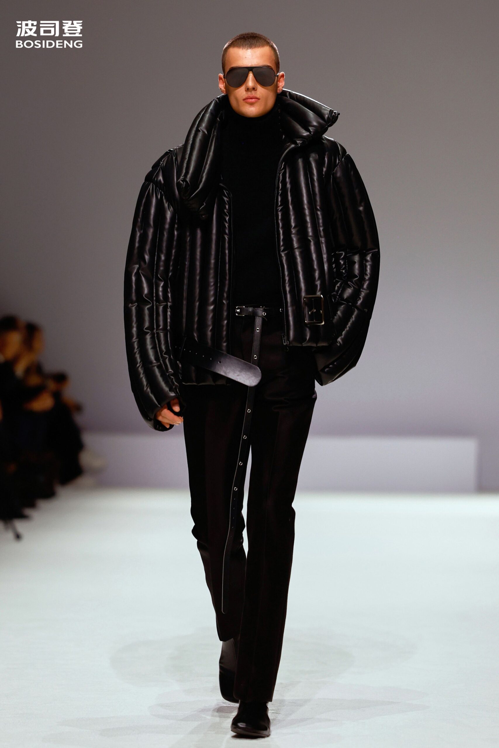 black vinyl long-sleeve collared oversized padded jacket