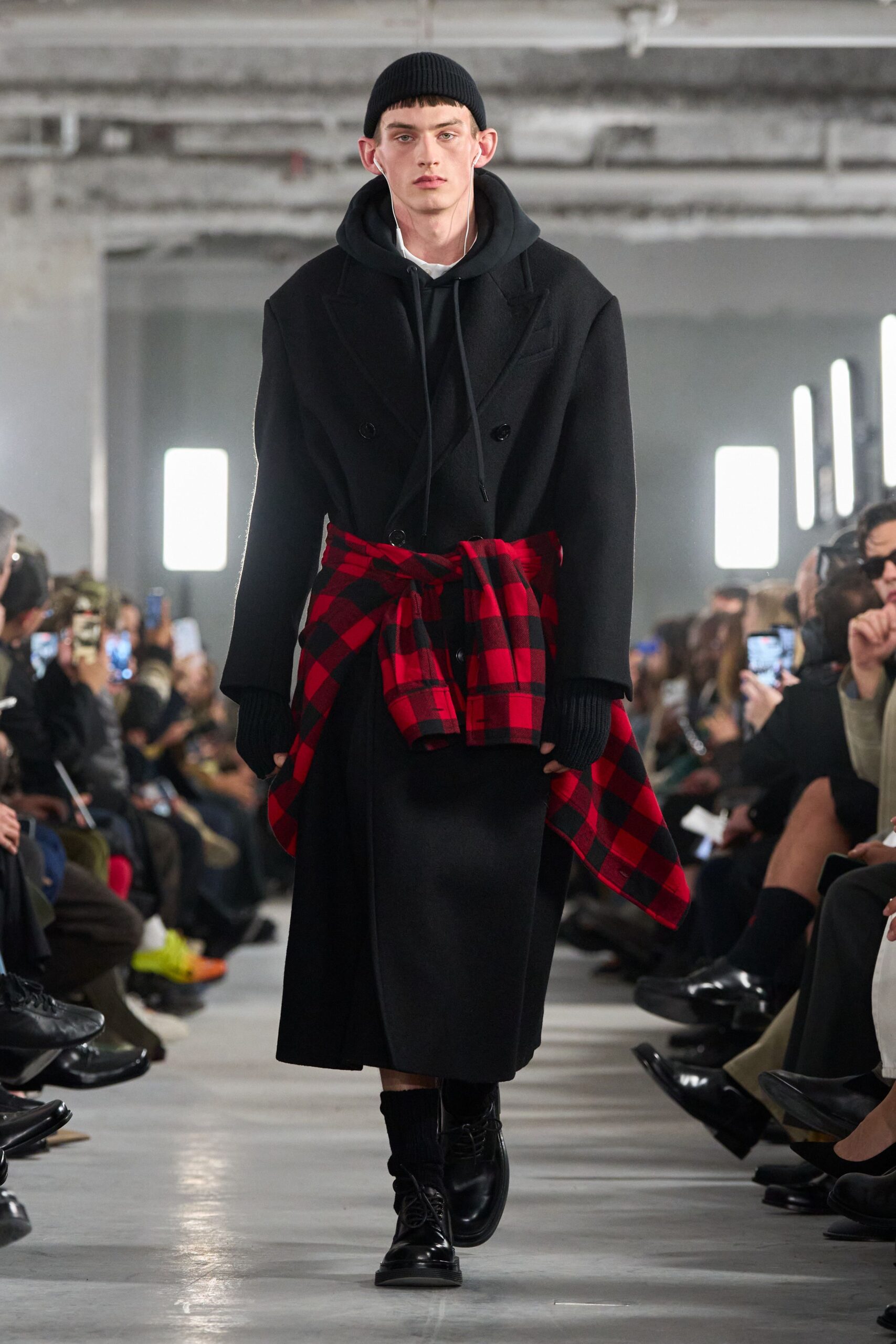black wool long-sleeve collared oversized midi coat