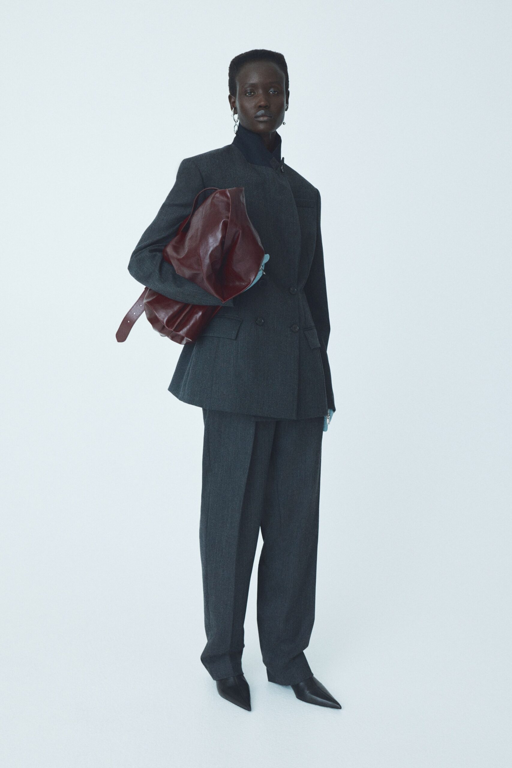 gray wool long-sleeve collared structured blazer