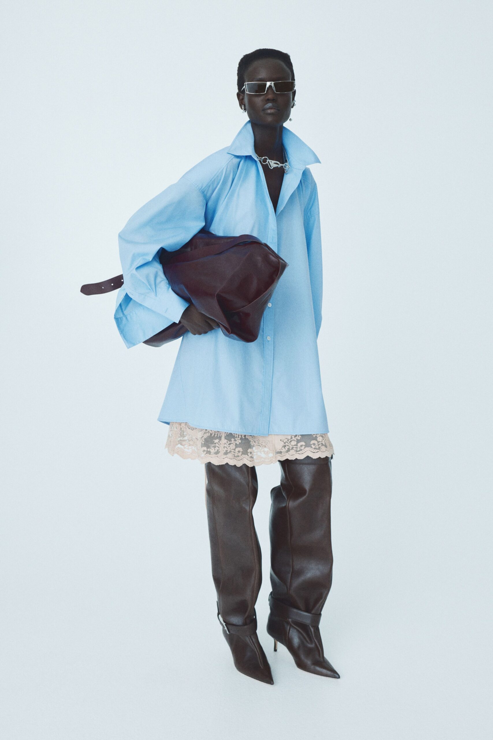 blue cotton long-sleeve collared relaxed buttoned mini shirt-dress