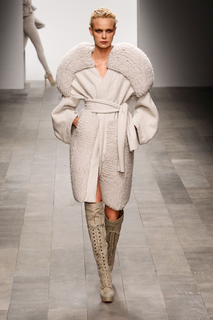 Mark Fast Fall 2011 Ready-to-Wear