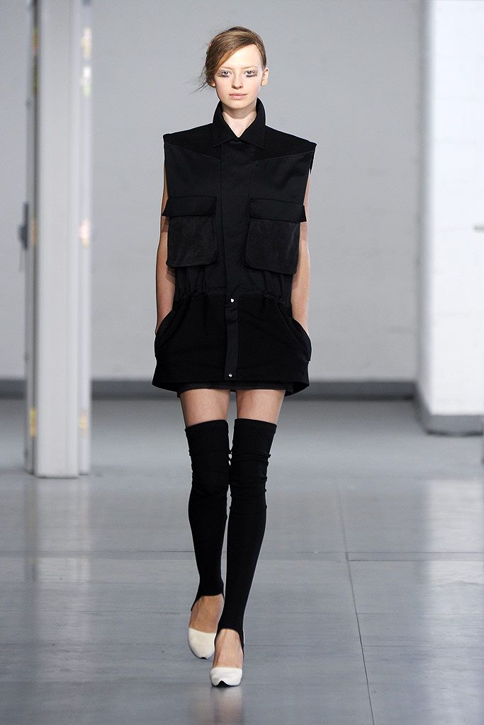 Felipe Oliveira Baptista Spring 2011 Ready-to-Wear