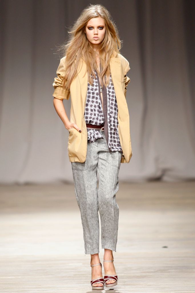 Iceberg Spring 2011 Ready-to-Wear