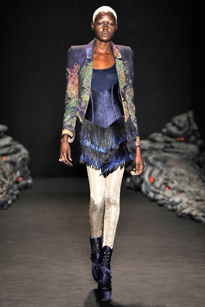 Jen Kao Fall 2011 Ready-to-Wear